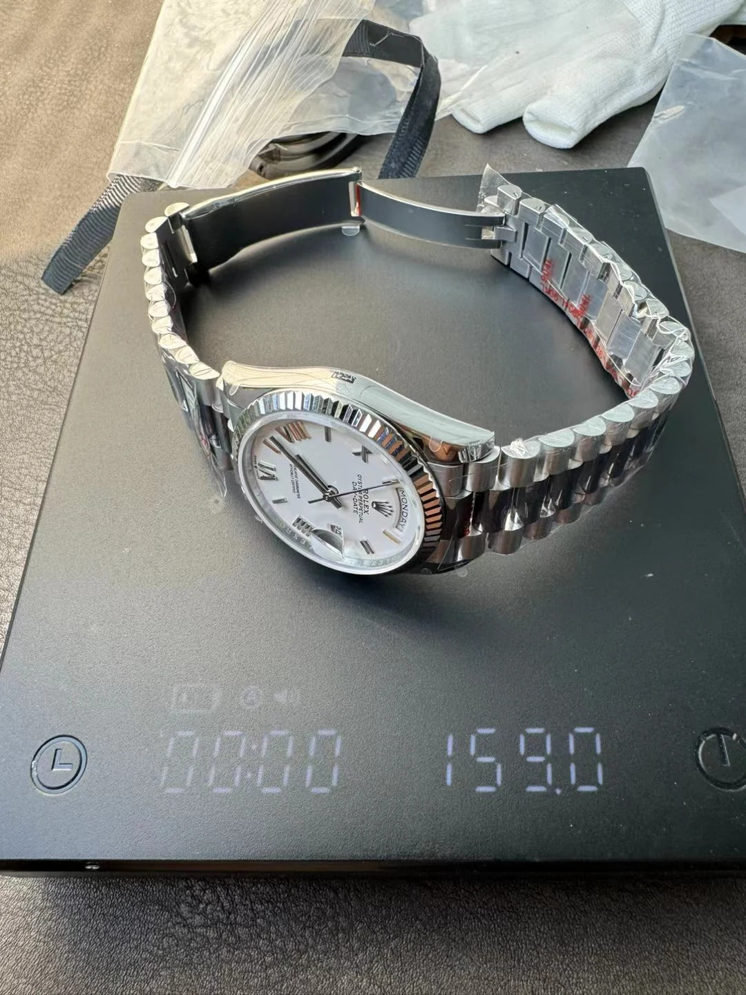 Rolex Day-Date 128236 Cadran Blanc avec Chiffres Romains 36mm
