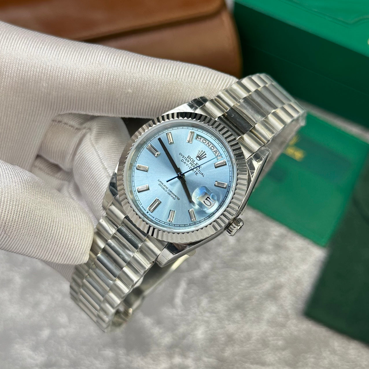 Rolex Day-Date 228236 Bracelet President V2 40 mm