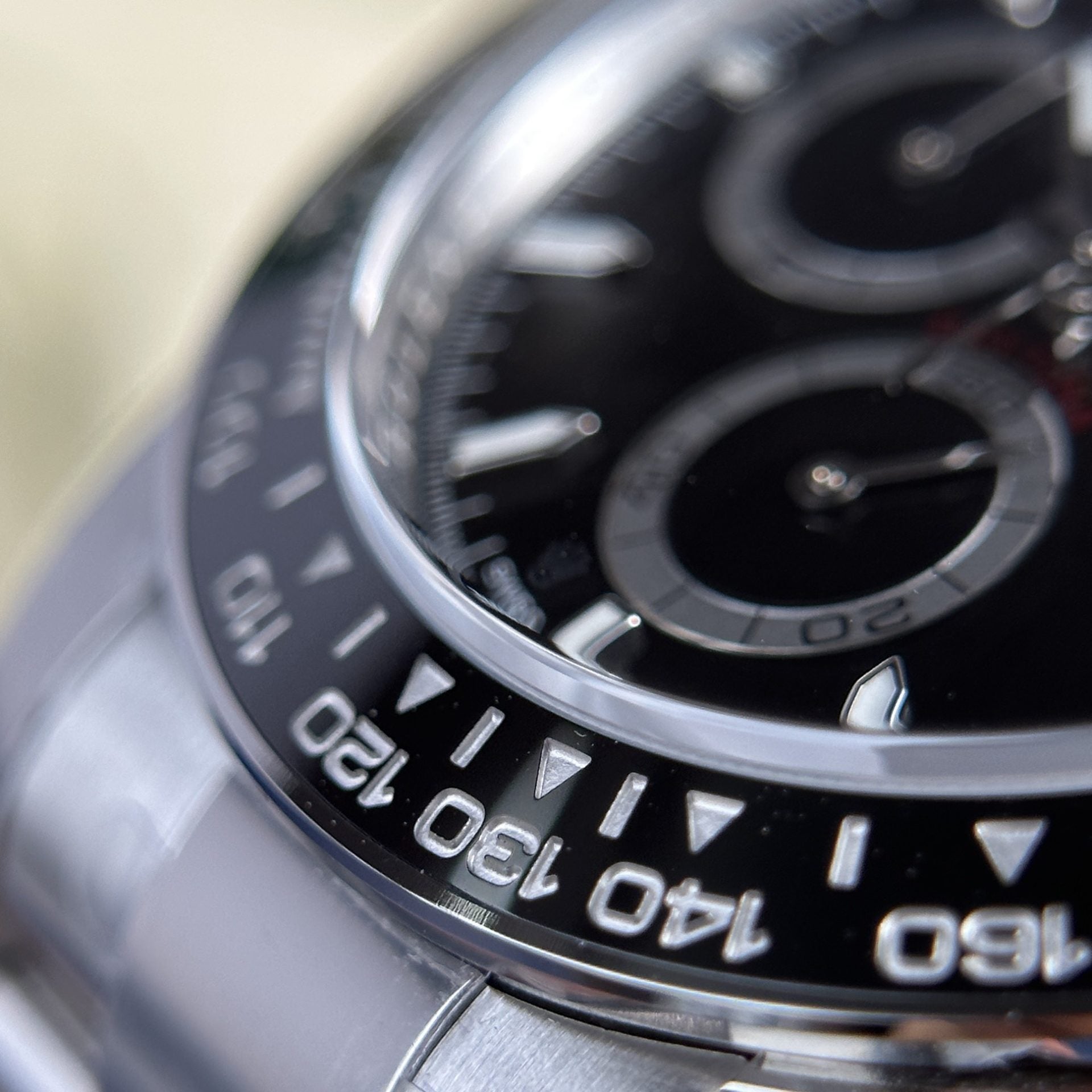 Rolex Daytona 126500LN Godzilla 40 mm