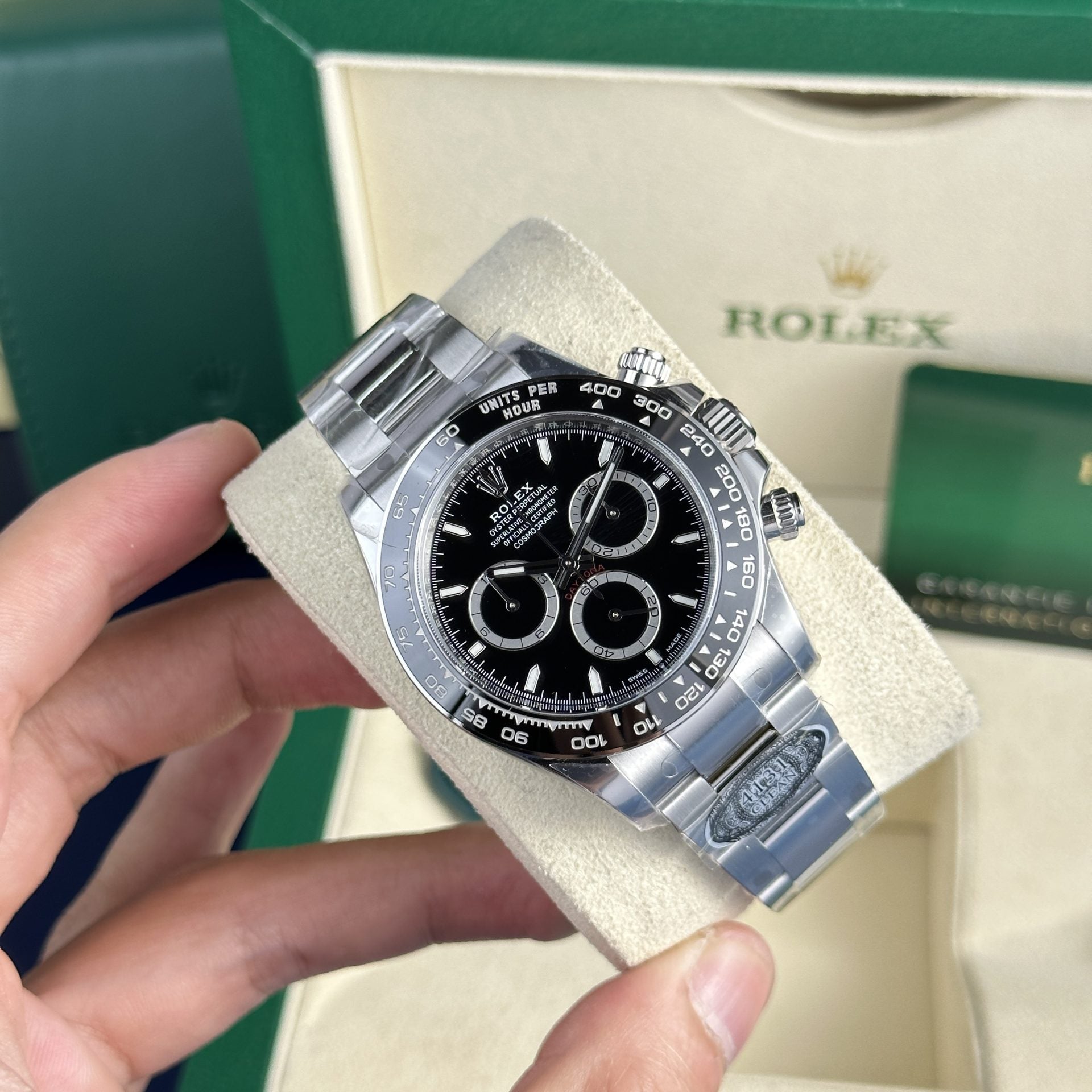 Rolex Daytona 126500LN Godzilla 40 mm