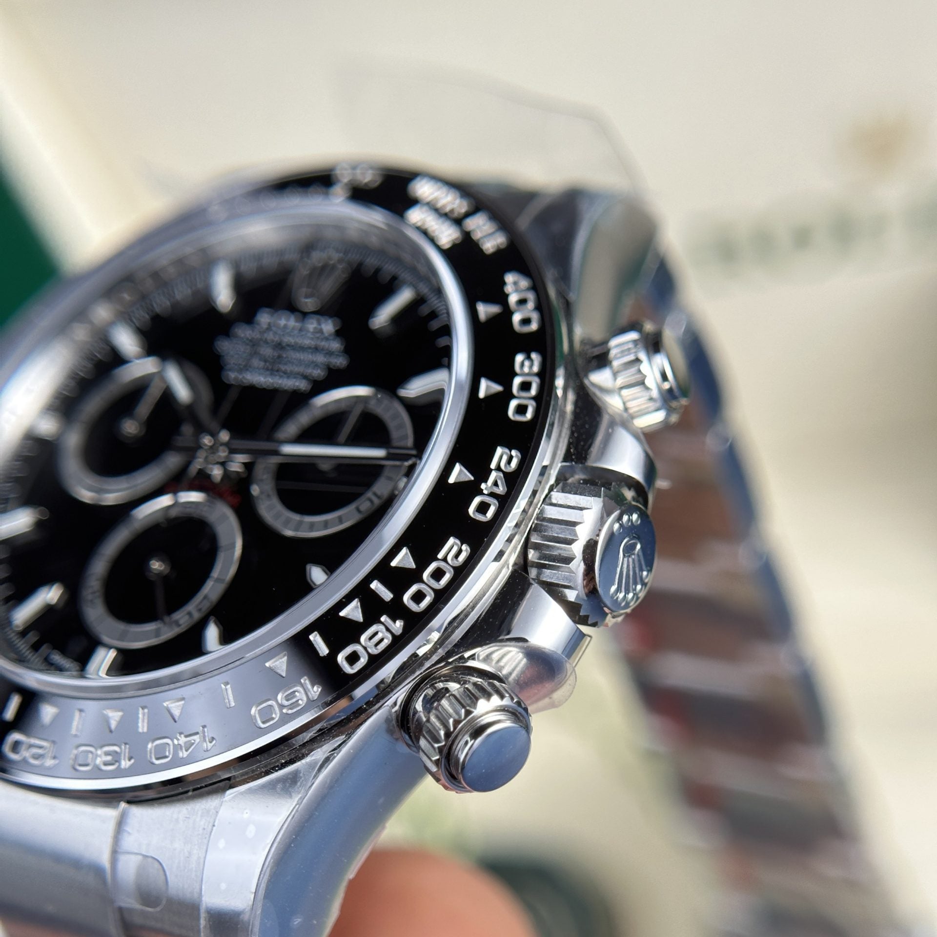 Rolex Daytona 126500LN Godzilla 40 mm