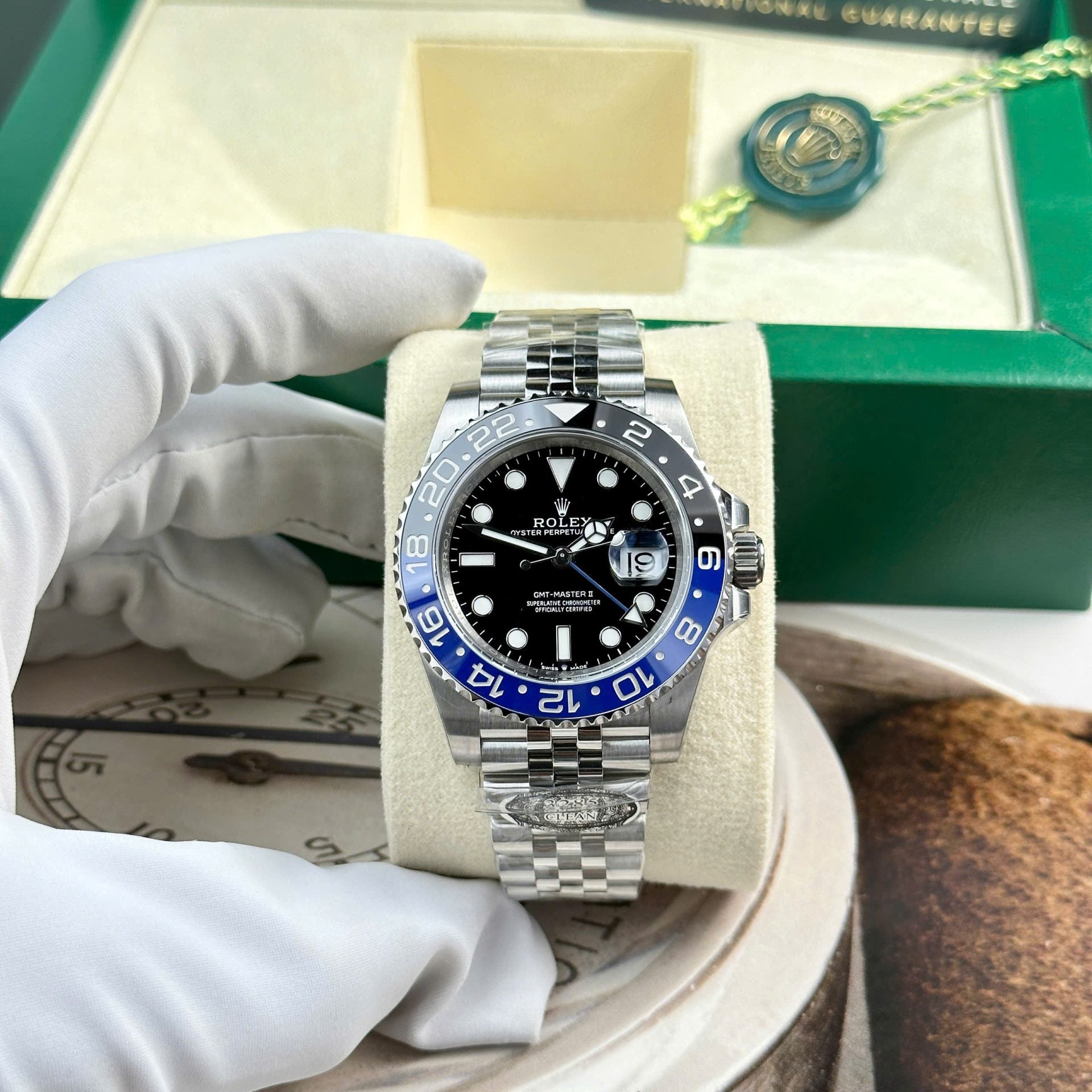 Rolex GMT-Master II 126710BLNR Batgirl bracelet Jubilée 40mm