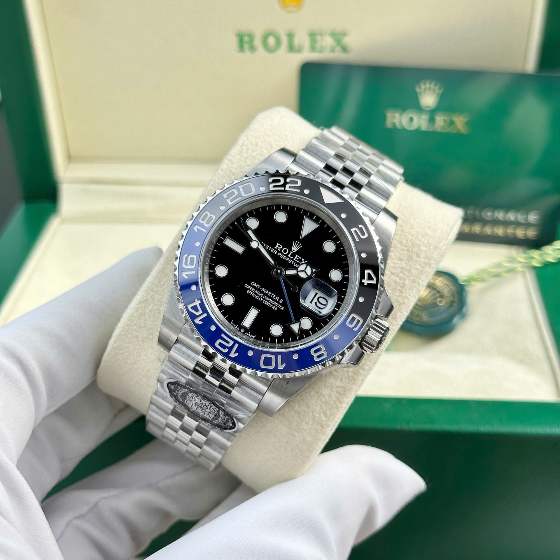 Rolex GMT-Master II 126710BLNR Batgirl bracelet Jubilée 40mm