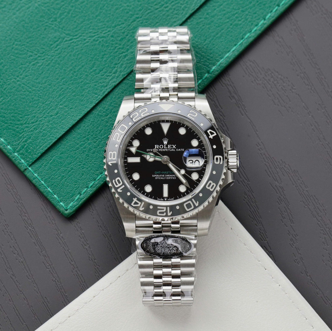 Rolex GMT-Master II 126710GRNR Cadran noir 41mm
