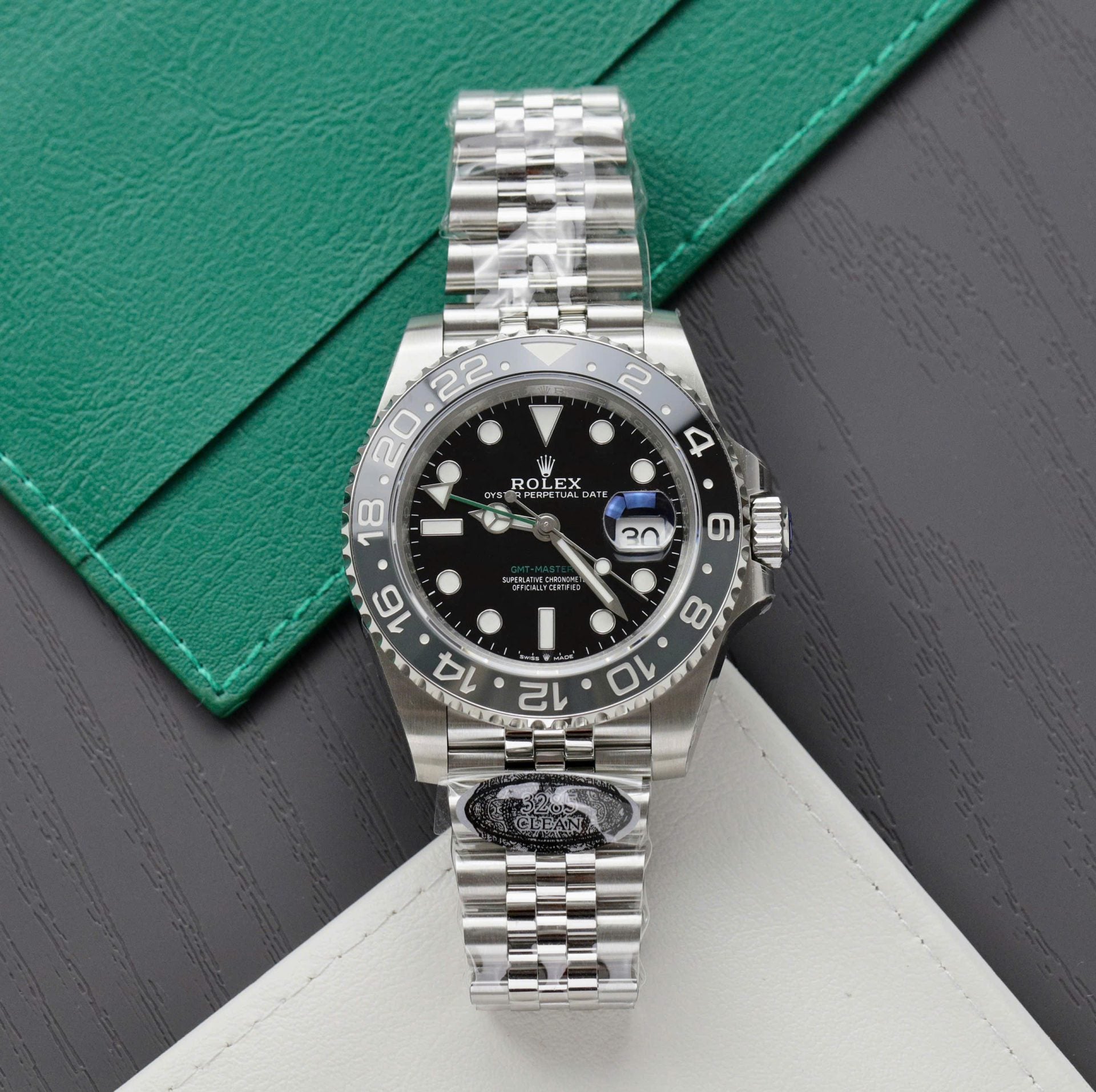 Rolex GMT-Master II 126710GRNR Cadran noir 41mm