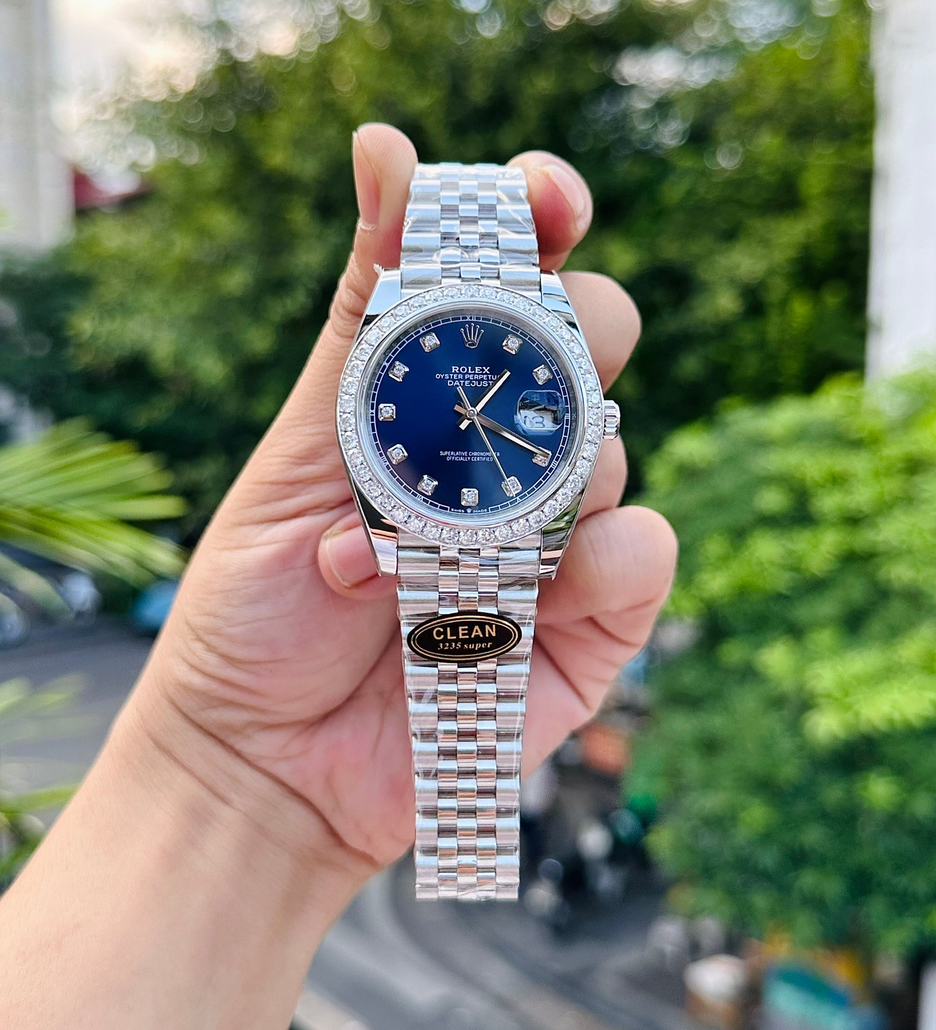 Rolex DateJust 126334 Lunette en Diamants et Moissanite 41 mm