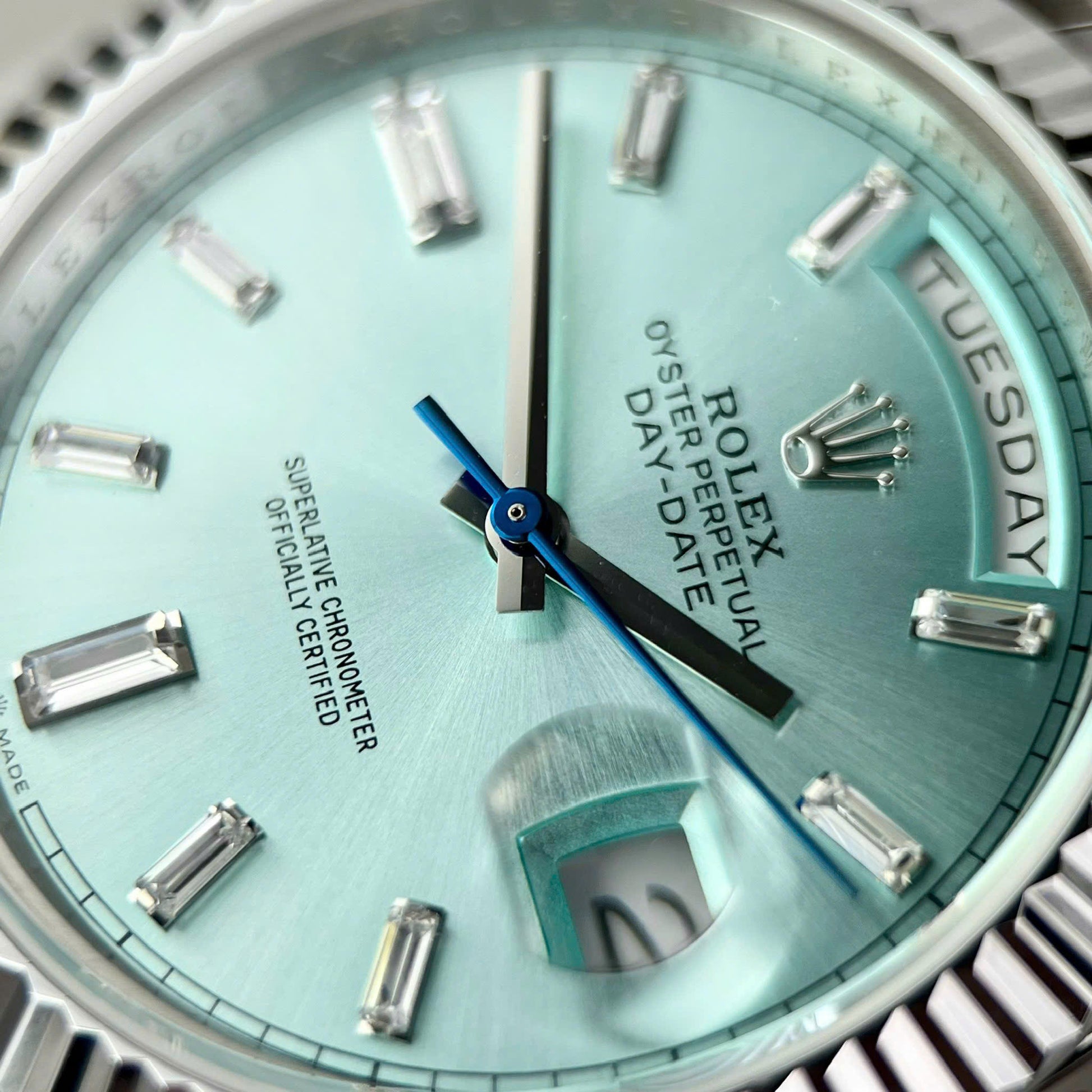 Rolex Day-Date 228236 Cadran bleu glacier V3 40mm