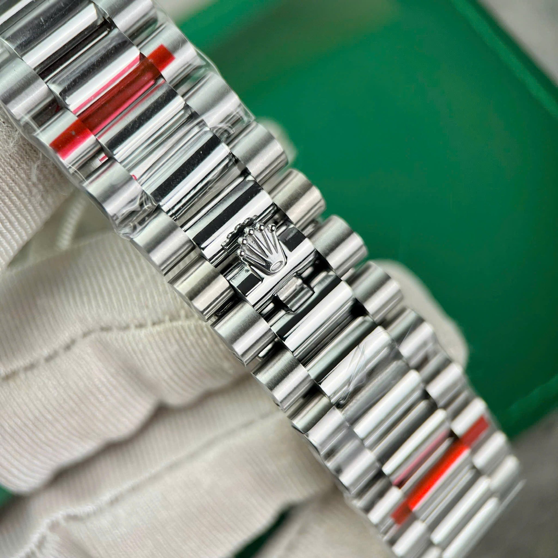 Rolex Day-Date 228236 Cadran bleu glacier V3 40mm