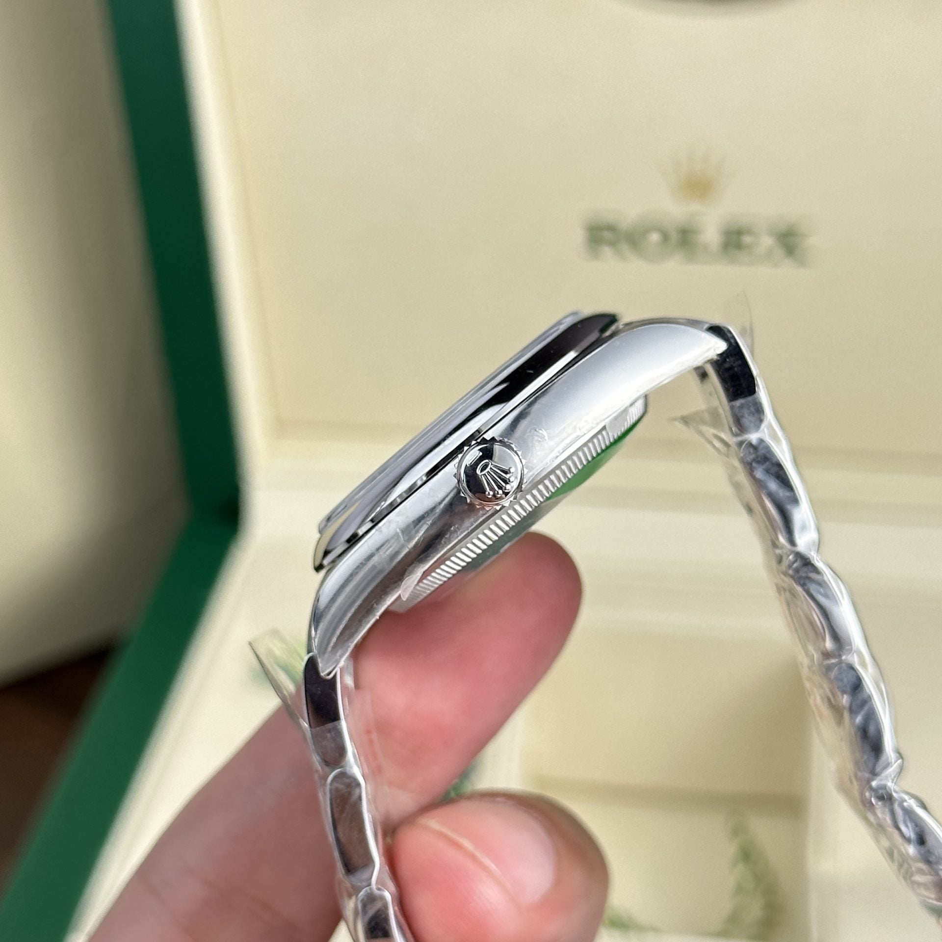 Rolex Oyster Perpetual 126000 Cadran argenté 36 mm
