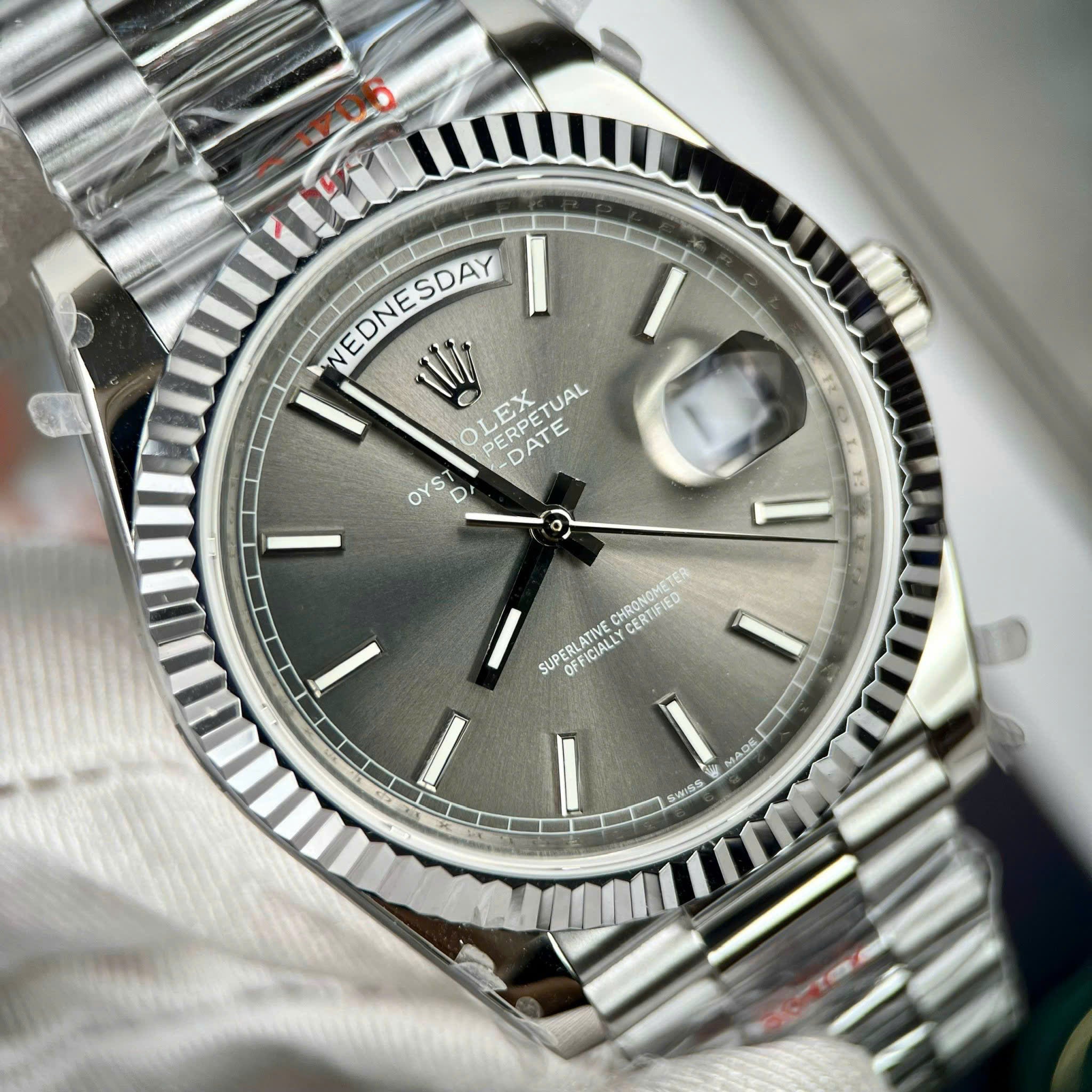 Rolex Day-Date 228236 Cadran gris v3 40mm