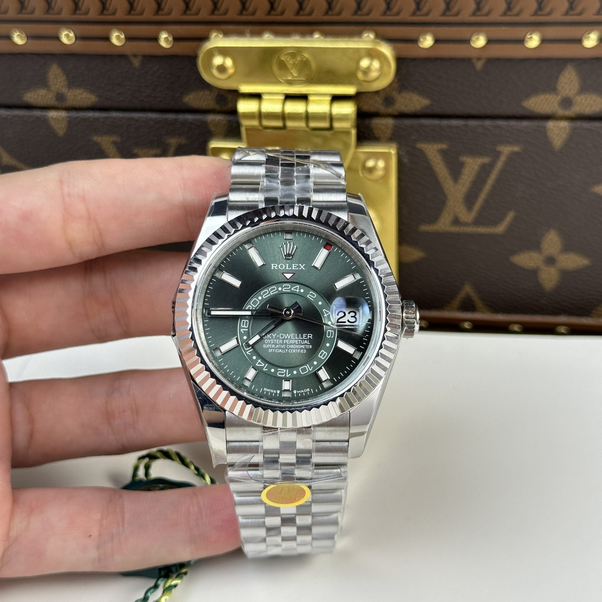 Rolex Sky Dweller 336934 Bracelet Jubilee Cadran Vert 42 mm