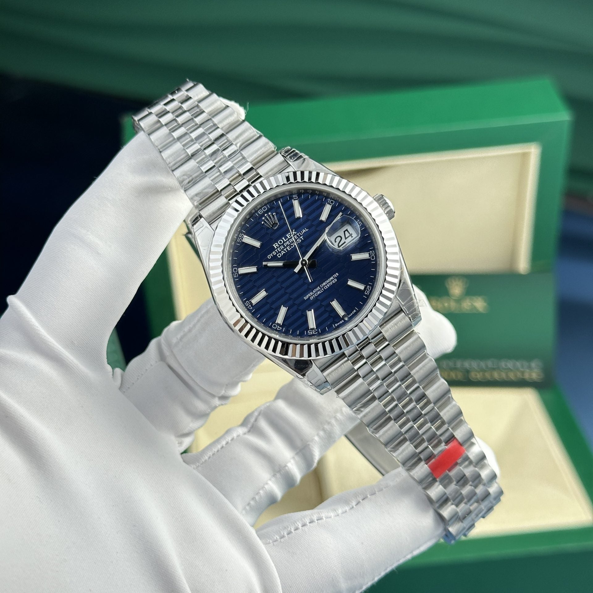 Montre réplique Rolex DateJust 126334 Cadran bleu à motif 41 mm
