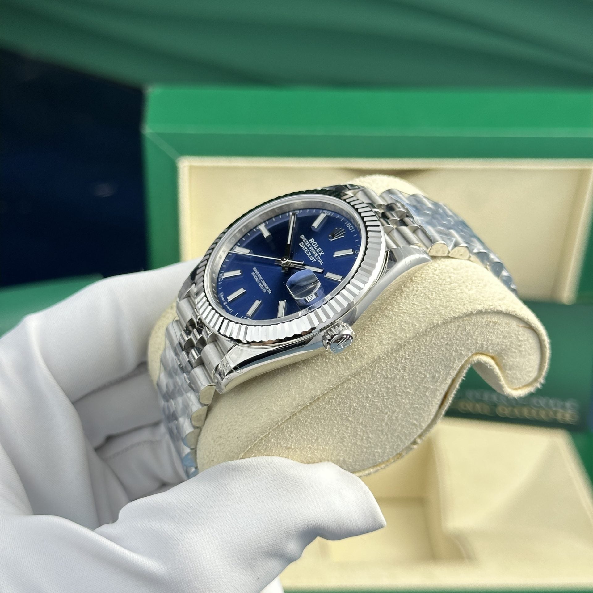 Rolex DateJust 126334 Cadran bleu 41 mm