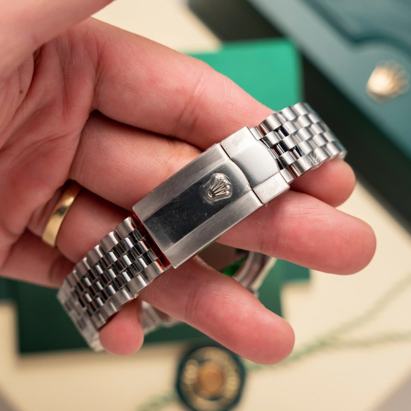 Rolex DateJust 126234 Cadran Bleu chiffre lumineux 36mm