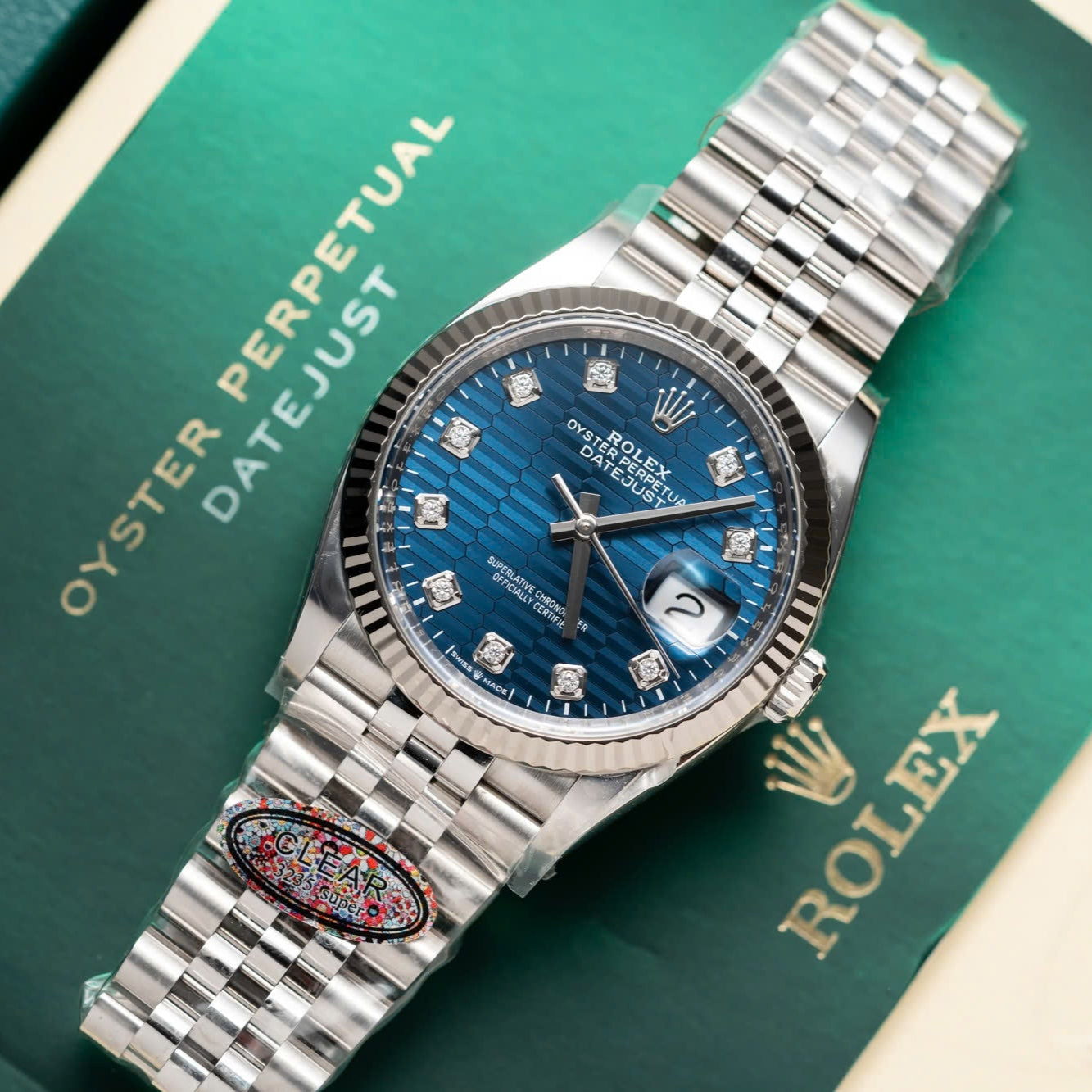 Rolex DateJust 126234 Cadran Bleu avec chiffres en pierre 36 mm