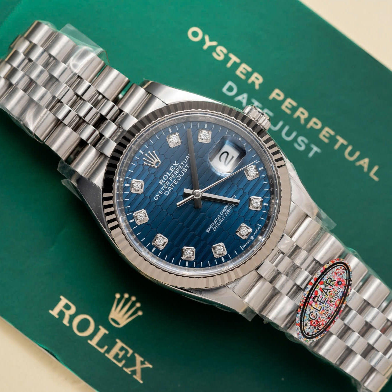Rolex DateJust 126234 Cadran Bleu avec chiffres en pierre 36 mm
