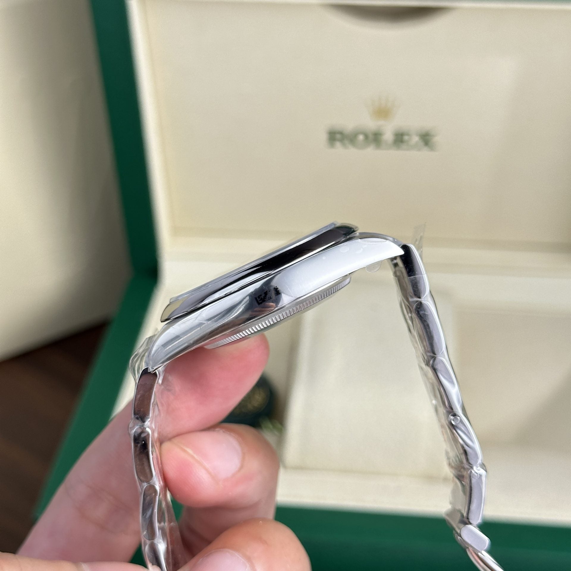 Rolex Oyster Perpetual 124300 Cadran jaune 41 mm