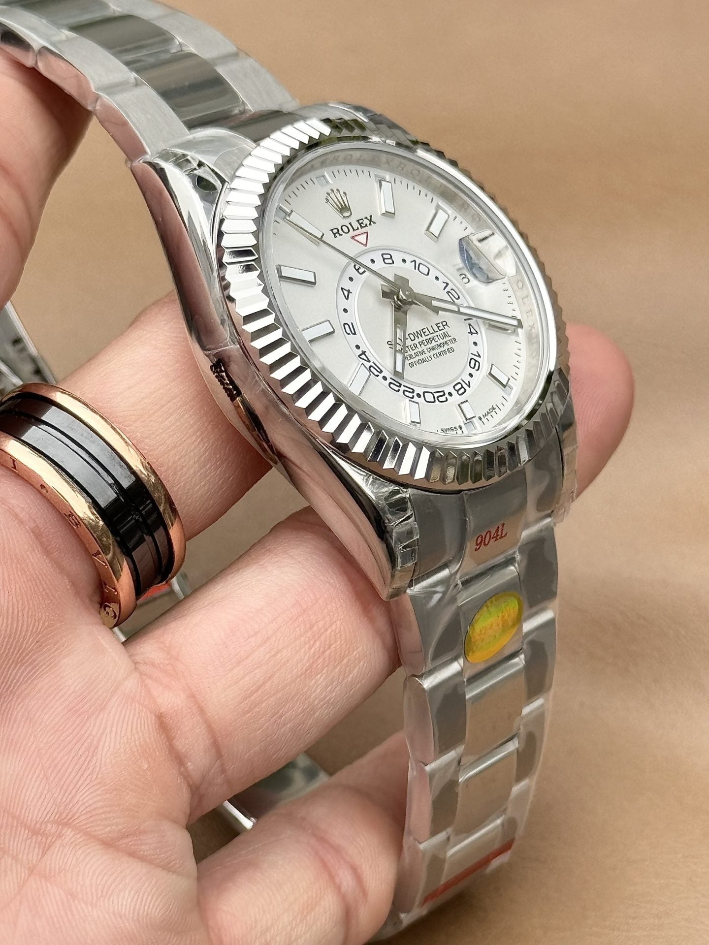 Rolex Sky Dweller 326934 Cadran blanc Fil métallique 42 mm