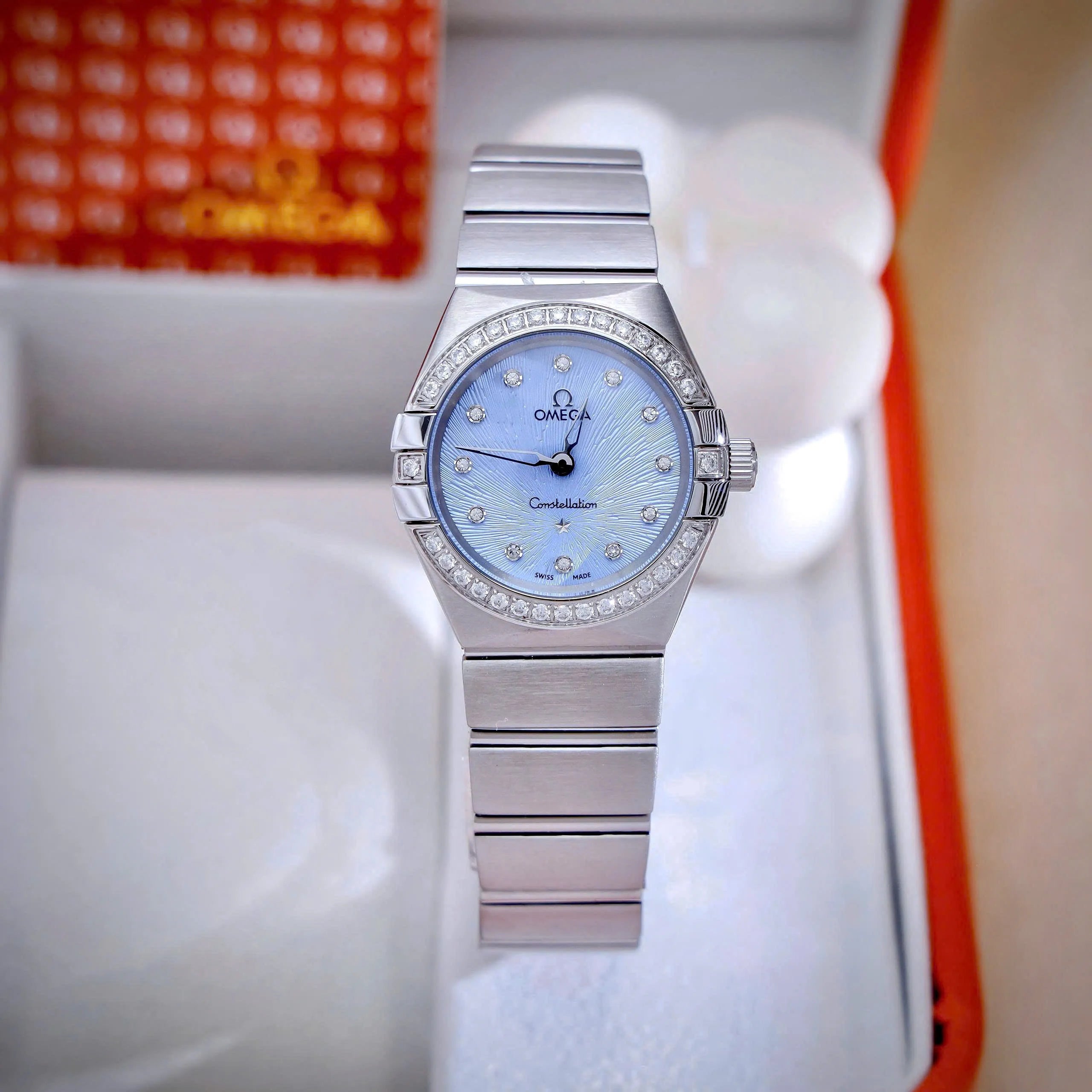 Montre Omega Constellation Femme avec Cadran Bleu de 28 mm
