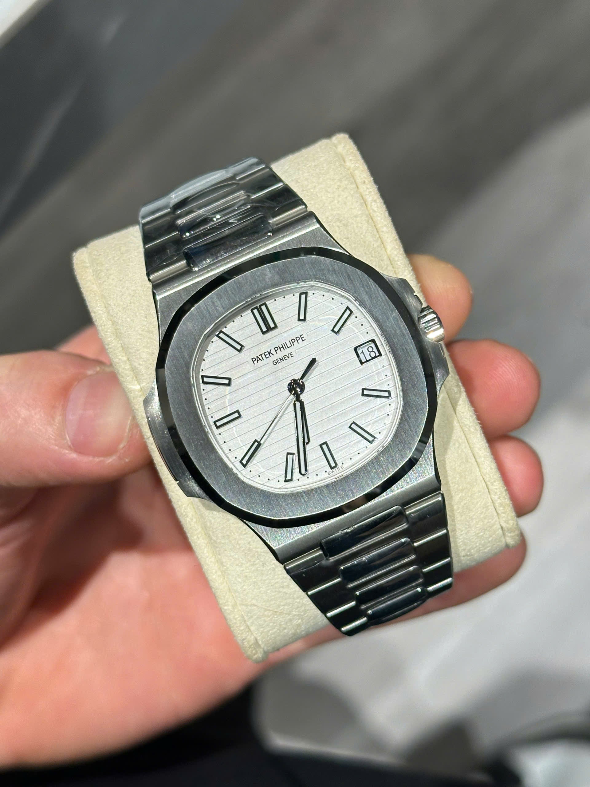 Patek Philippe Nautilus 5711 Cadran Blanc 40mm