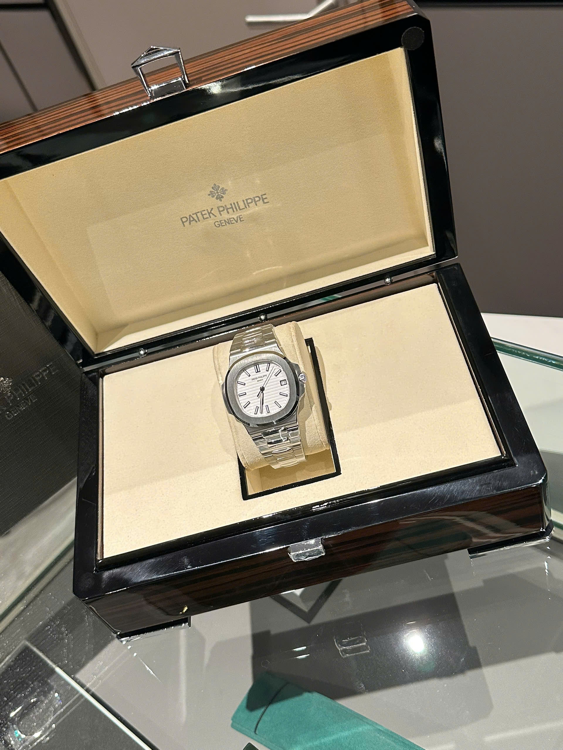 Patek Philippe Nautilus 5711 Cadran Blanc 40mm