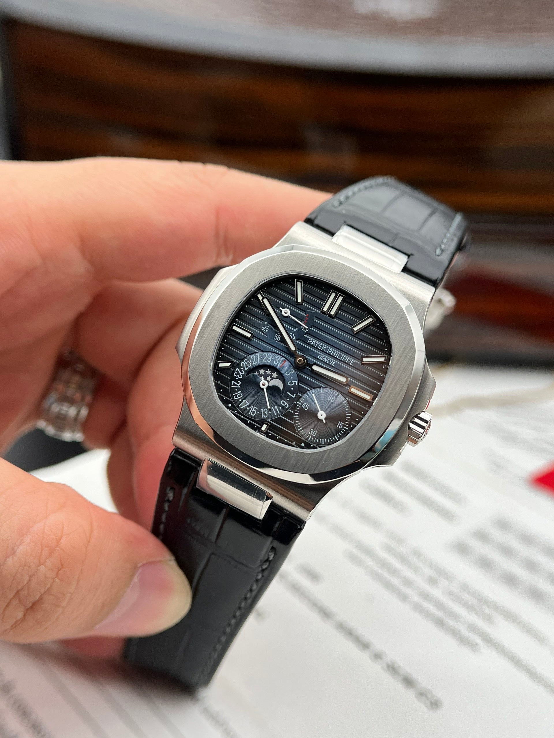 Patek Philippe Nautilus 5712 bracelet cuir GR Factory 40 mm