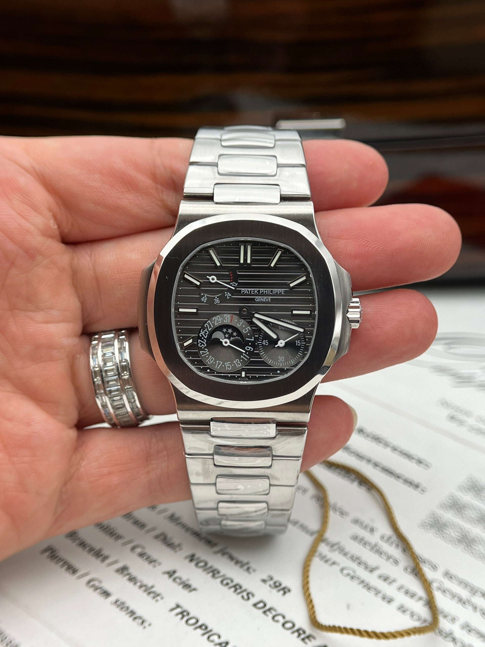 Patek Philippe Nautilus 5712G Cadran Gris 40 mm