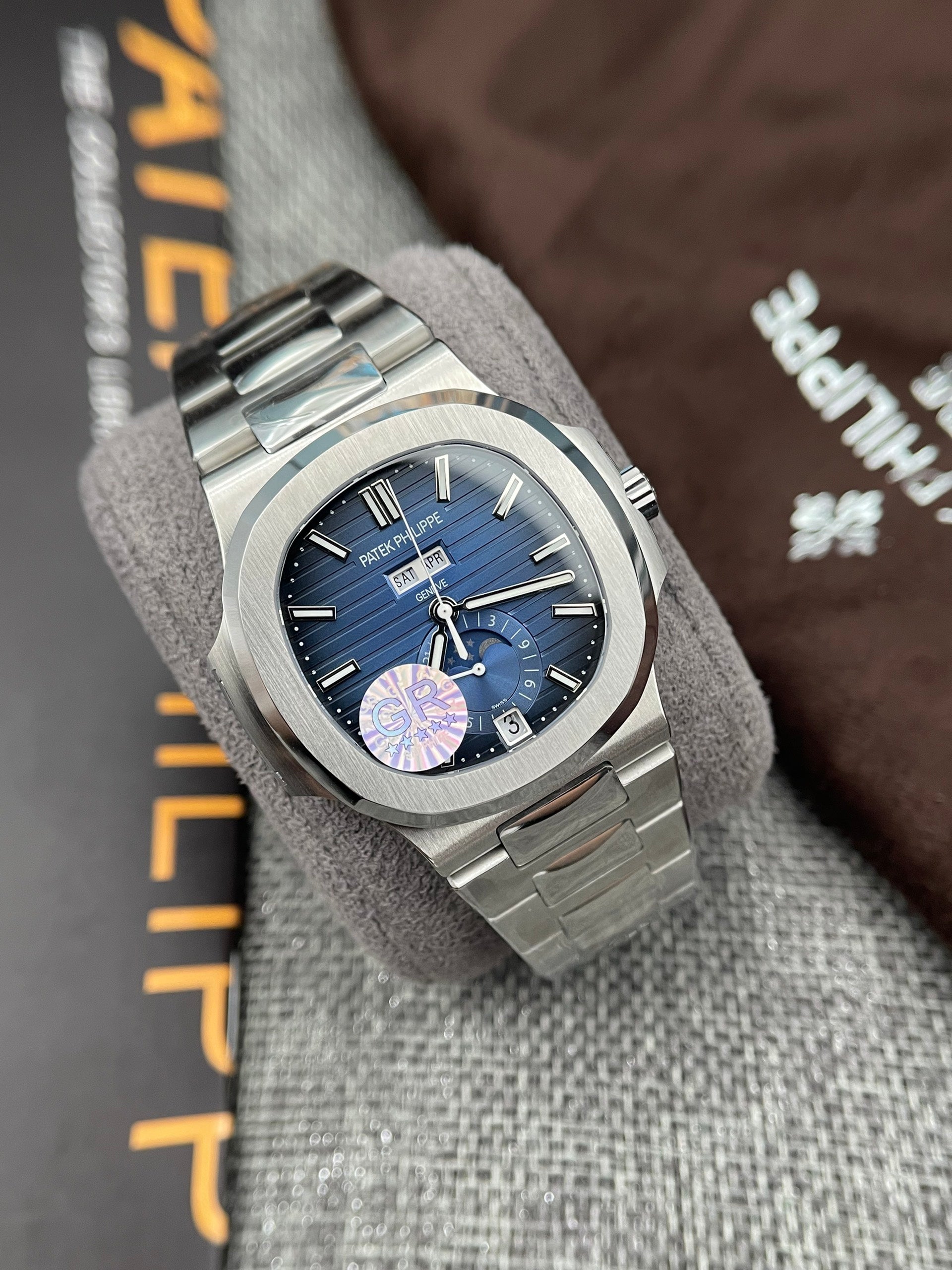 Patek Philippe Nautilus 5726G Cadran Bleu GR Factory 40,5 mm