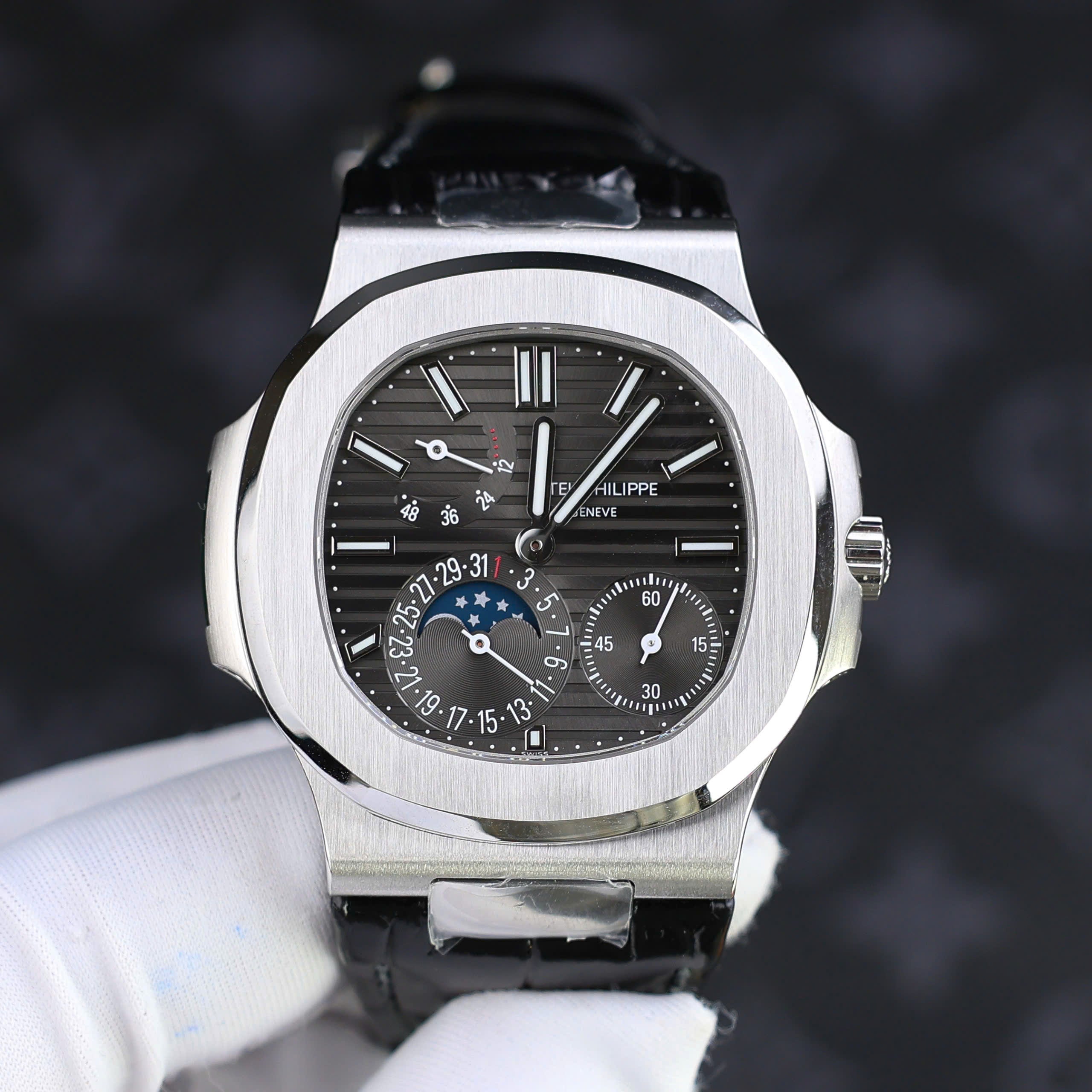 Patek Philippe Nautilus 5712 Cadran Gris Bracelet Cuir PPF Factory 40mm