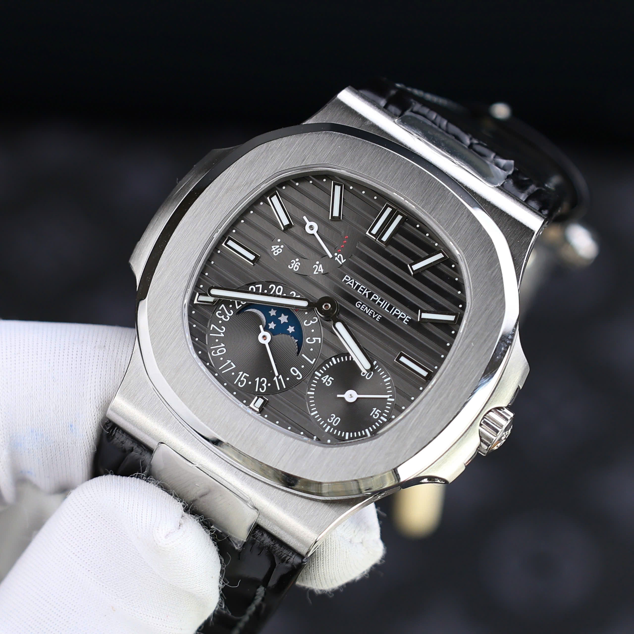 Patek Philippe Nautilus 5712 Cadran Gris Bracelet Cuir PPF Factory 40mm