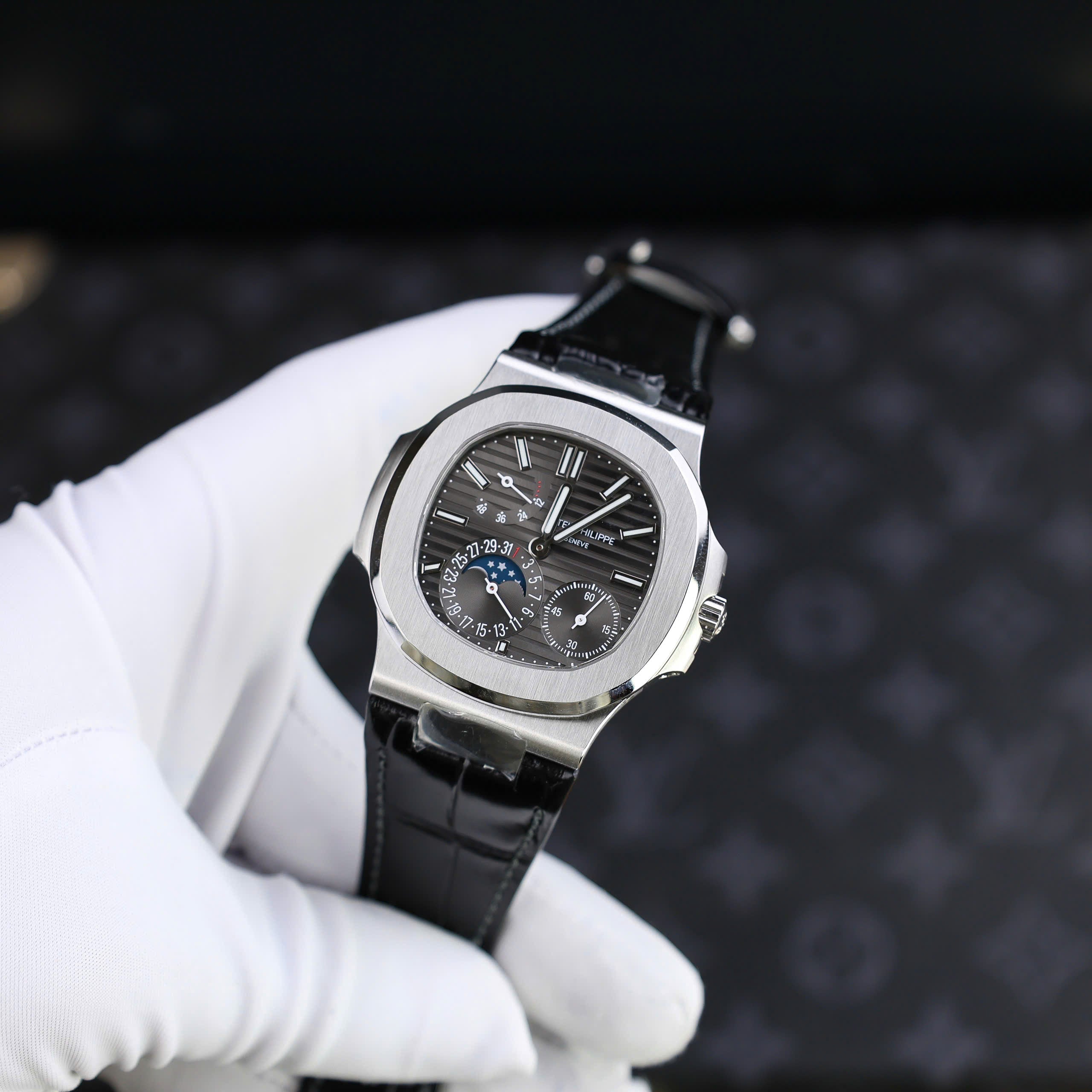 Patek Philippe Nautilus 5712 Cadran Gris Bracelet Cuir PPF Factory 40mm