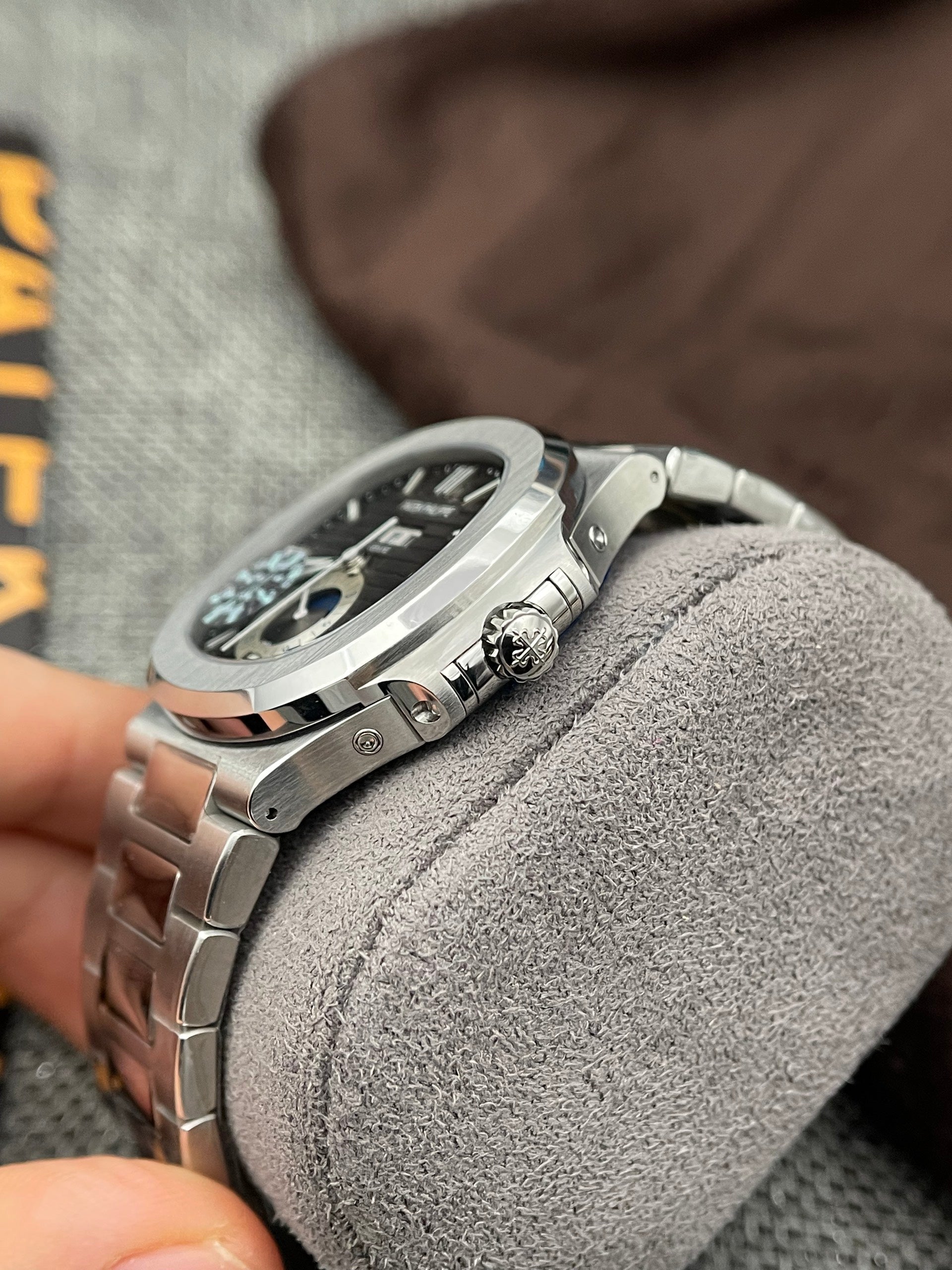 Patek Philippe Nautilus 5726G Cadran Gris GR Factory 40,5 mm