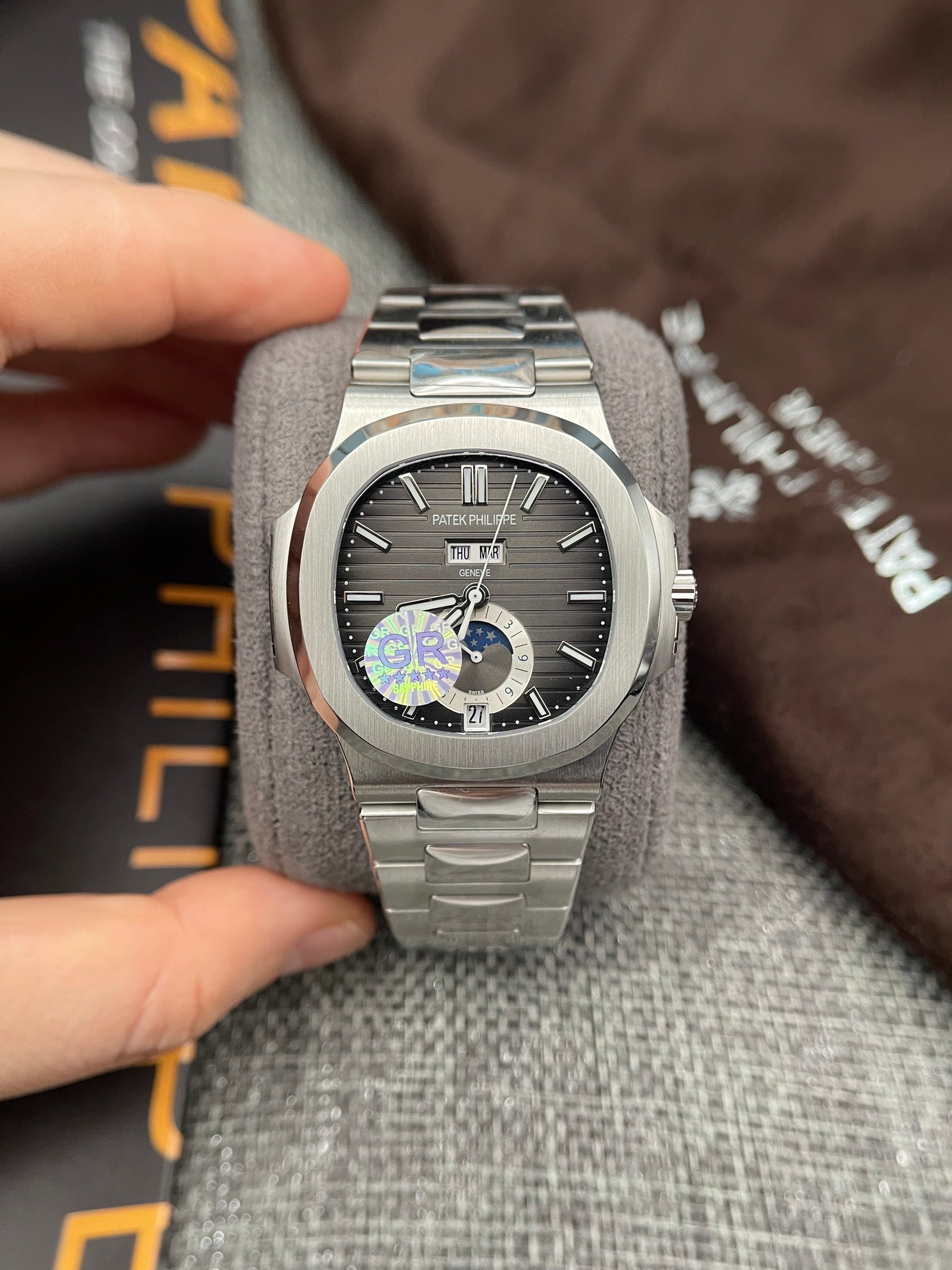 Patek Philippe Nautilus 5726G Cadran Gris GR Factory 40,5 mm