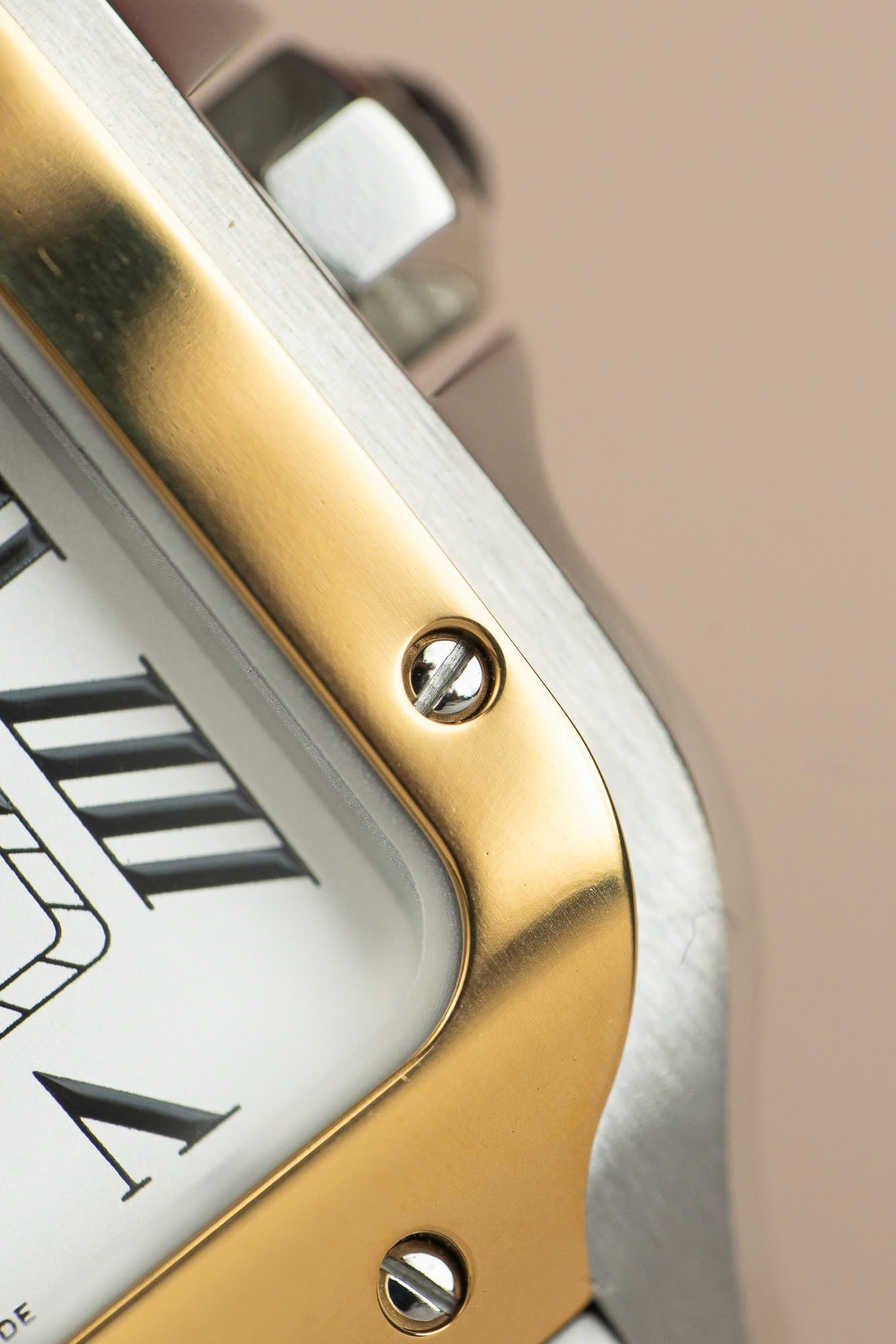 Cartier Santos WSSA0007 Demi Cadran Jaune Blanc 35 mm