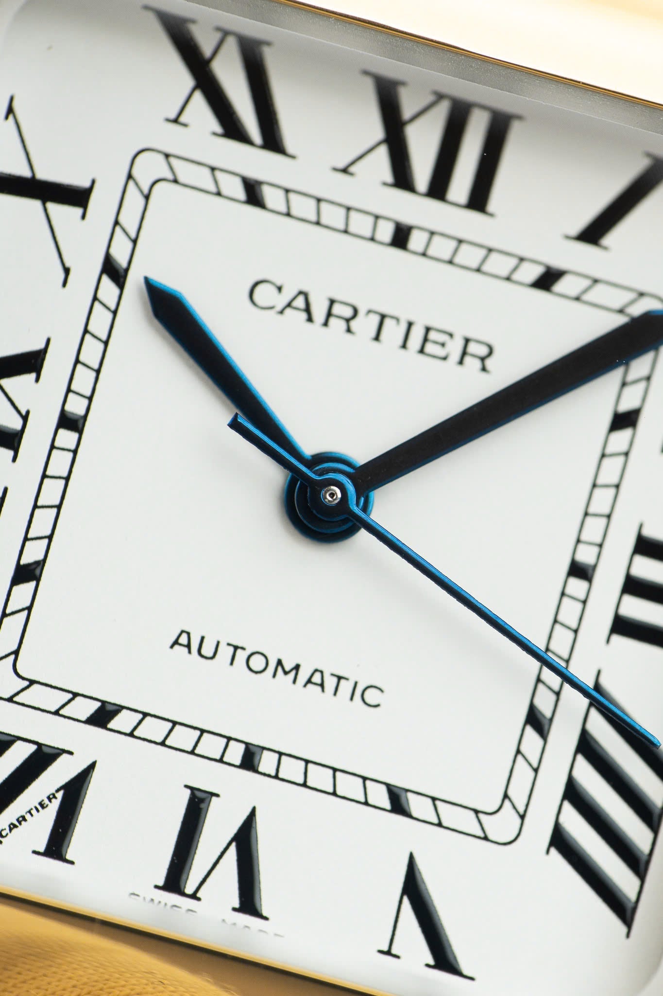 Cartier Santos WSSA0007 Demi Cadran Jaune Blanc 35 mm