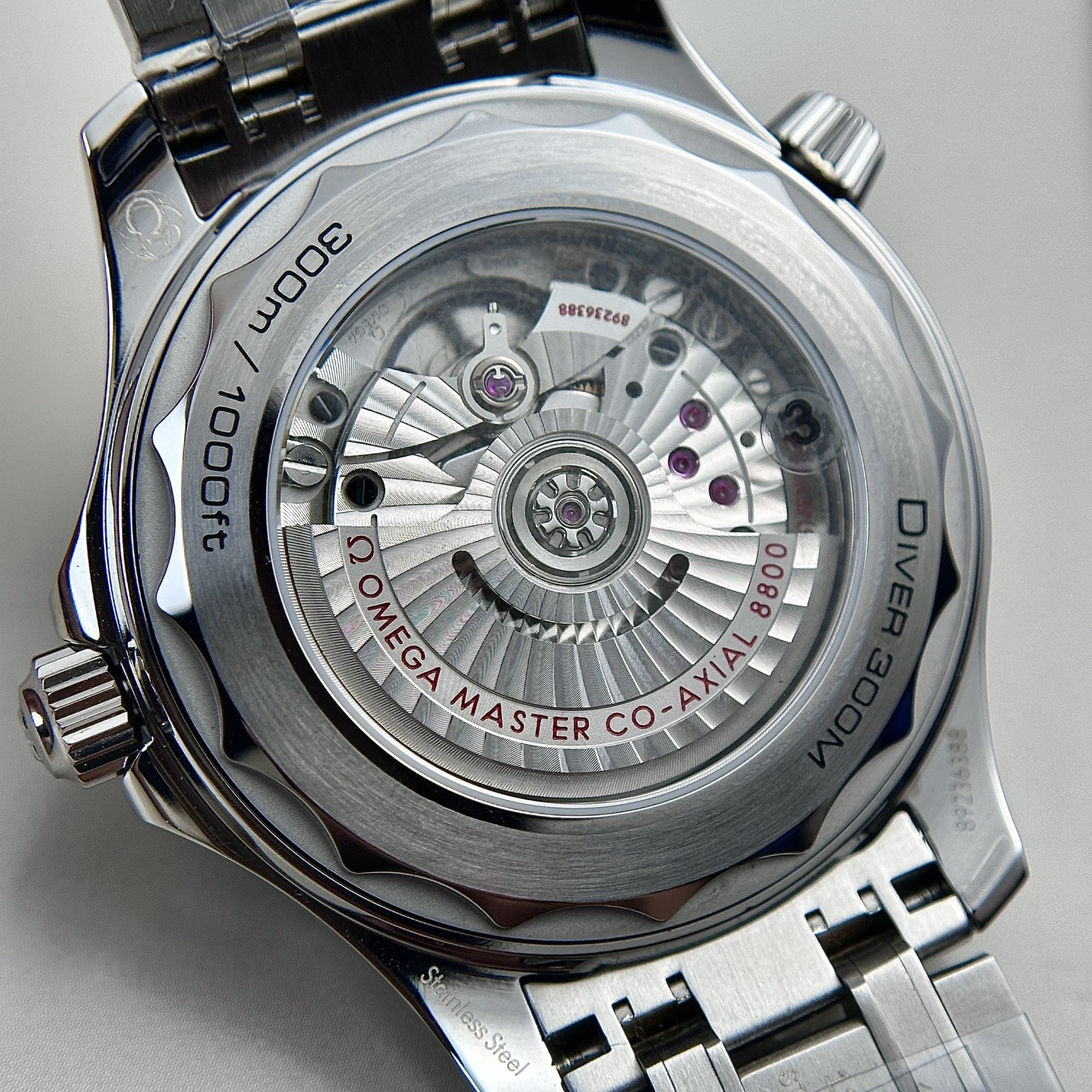 Omega Seamaster Diver 300M graues Zifferblatt 42 mm