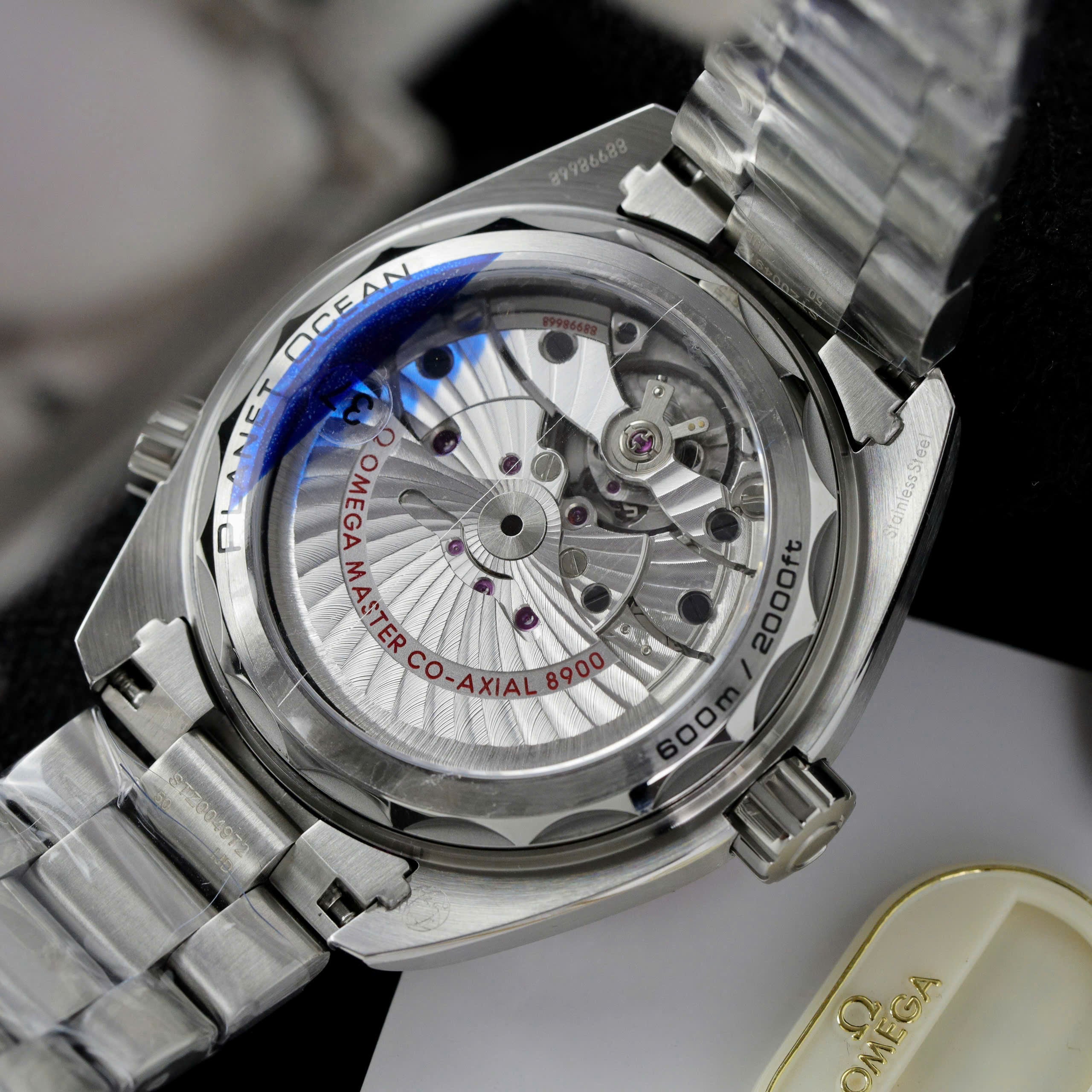 Omega Planet Ocean Stahlarmband schwarzes Zifferblatt 43,5 mm