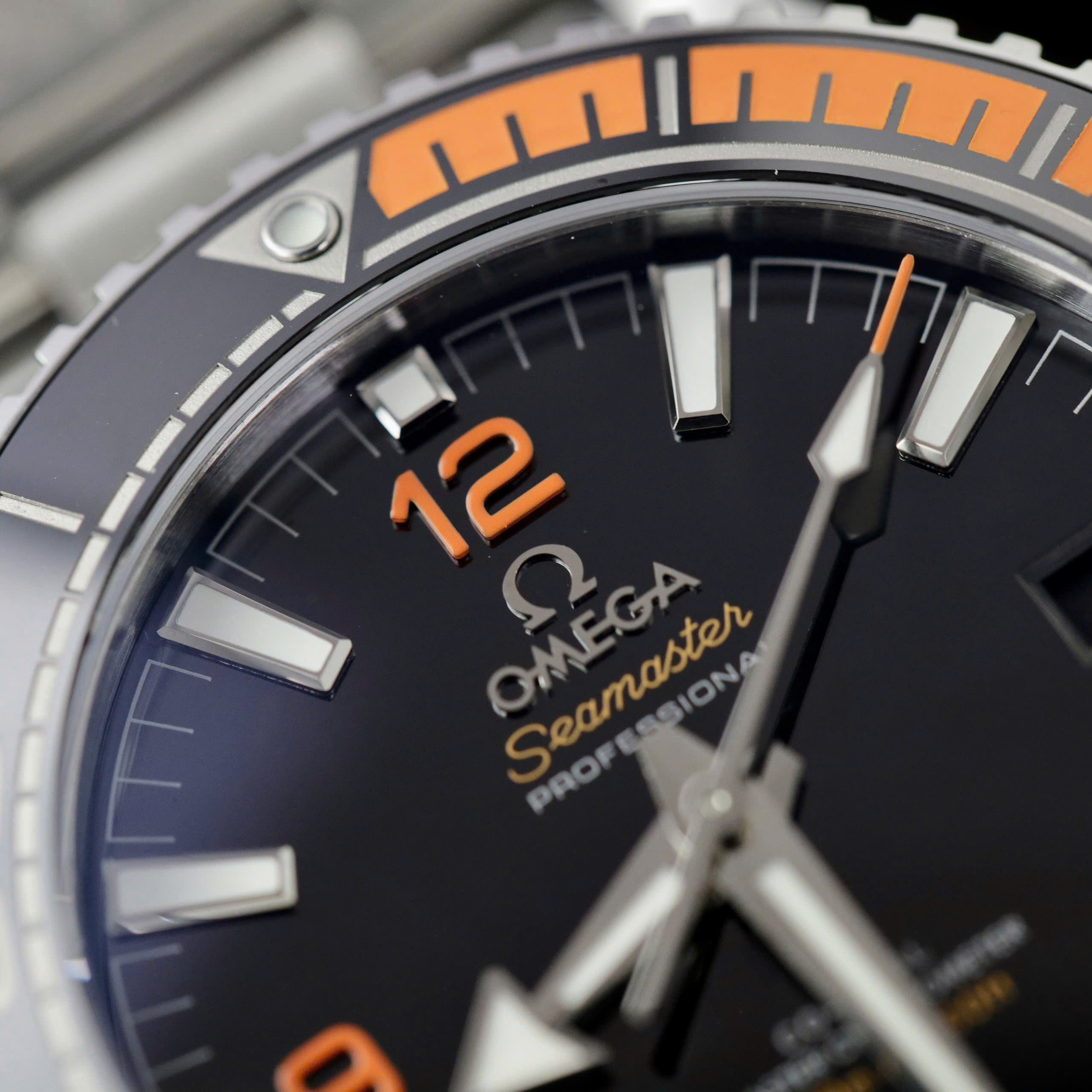 Omega Planet Ocean Stahlarmband schwarzes Zifferblatt 43,5 mm
