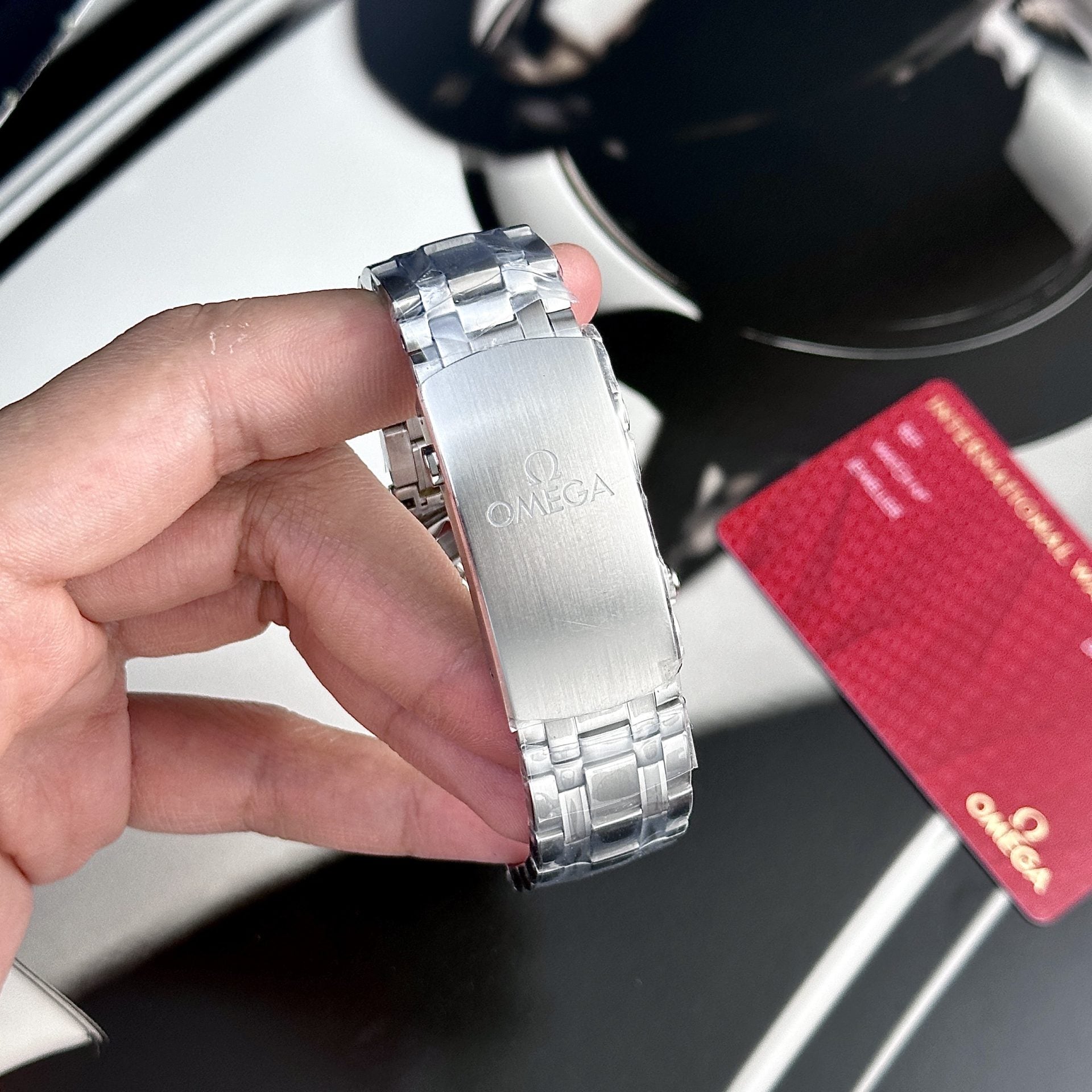 Omega Seamaster Diver 300M graues Zifferblatt 42 mm