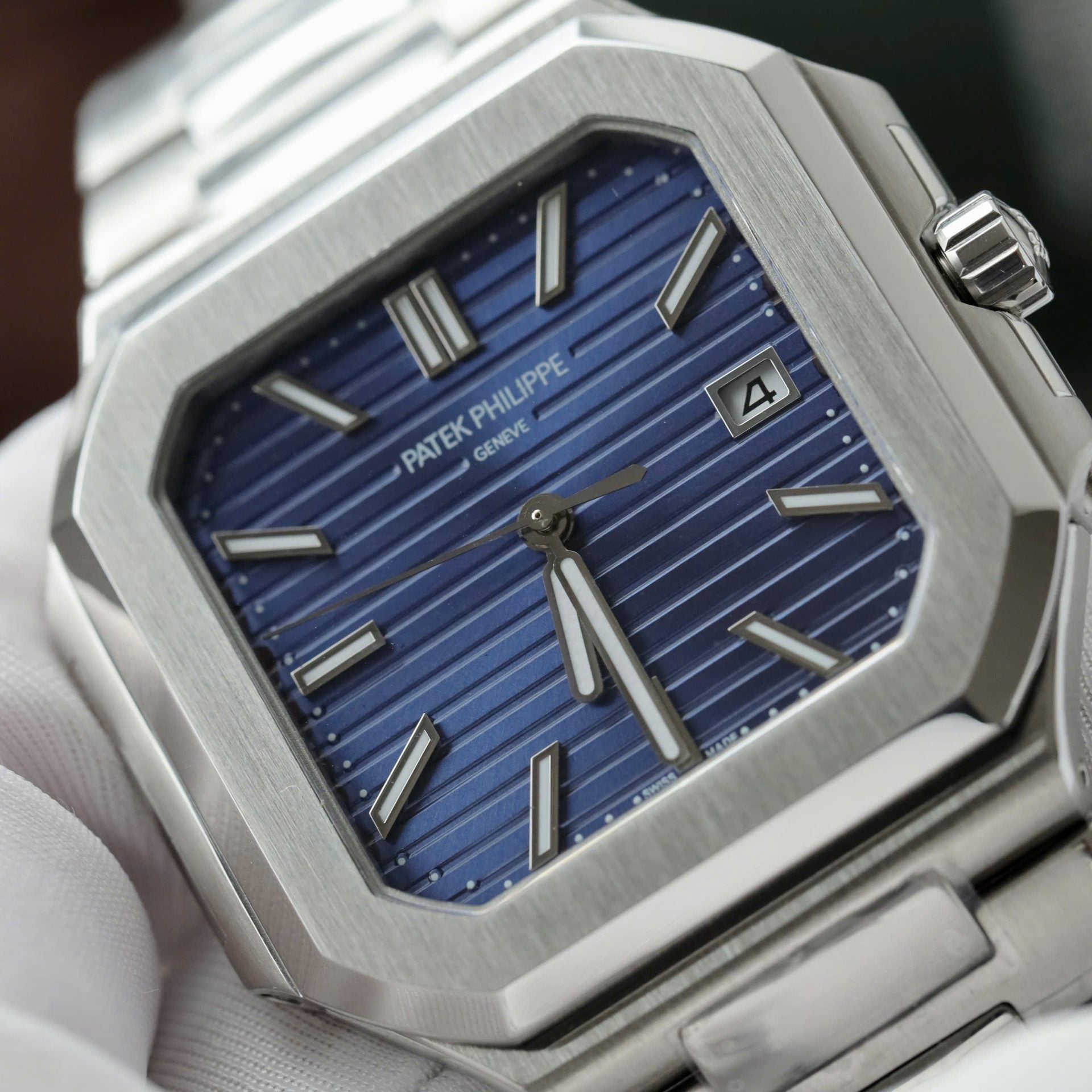 Patek Philippe Cubitus 5821 Cadran Bleu 45mm