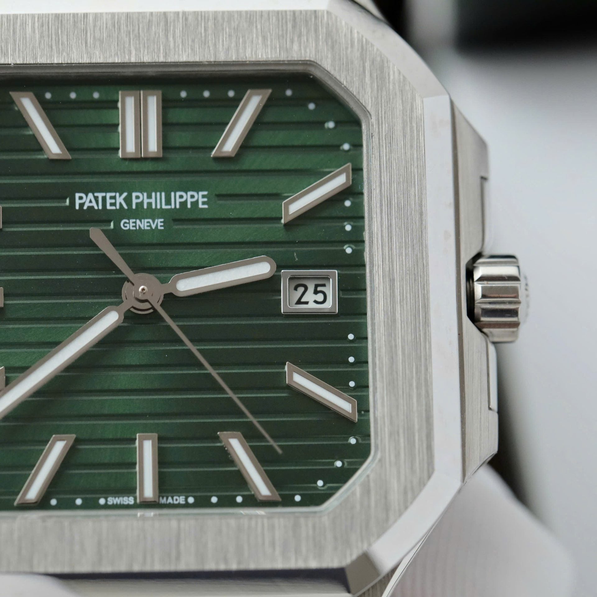 Patek Philippe Cubitus 5821 Cadran Vert Fil Métallique 45 mm