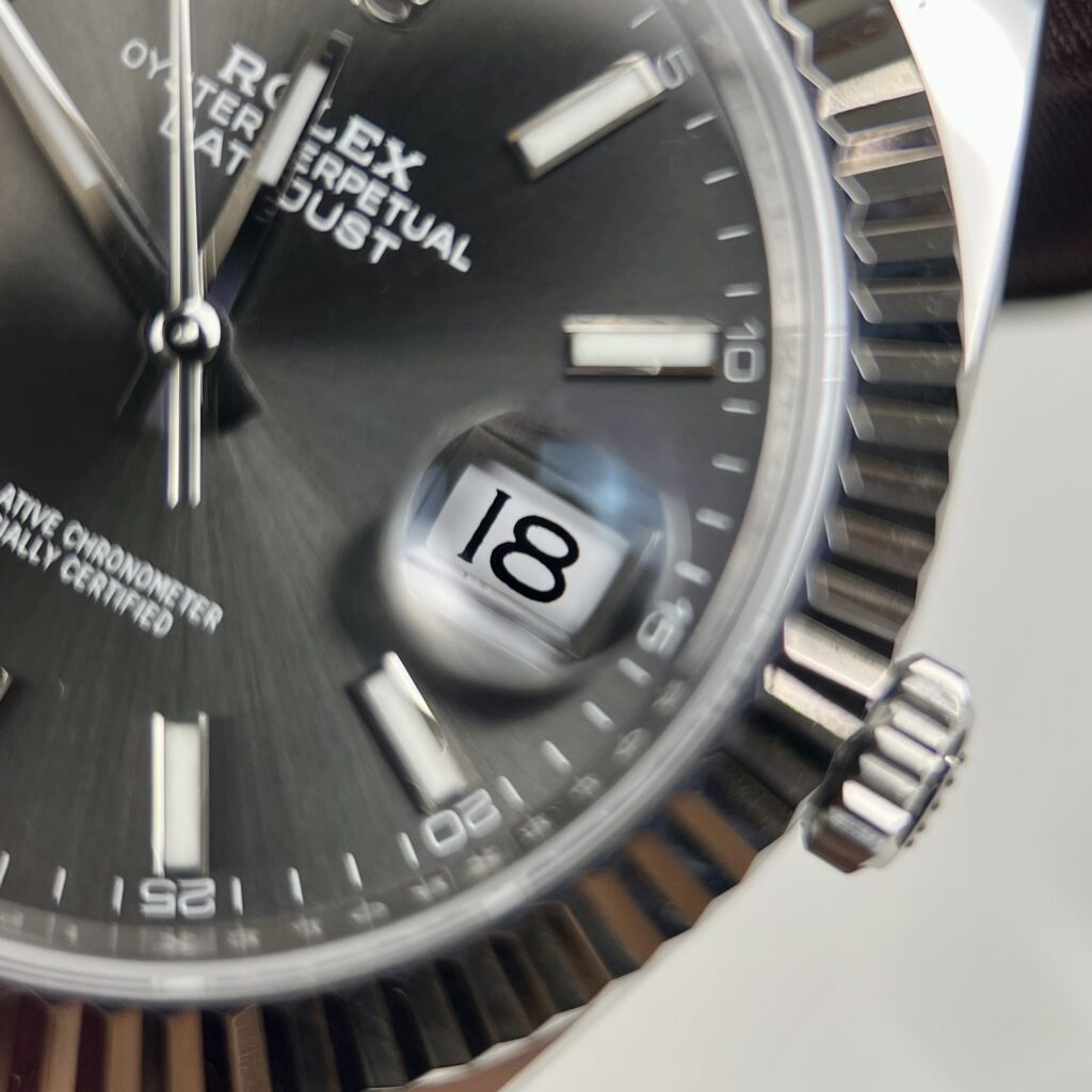 Rolex DateJust 126334 Cadran Gris Bracelet Oyster 41mm