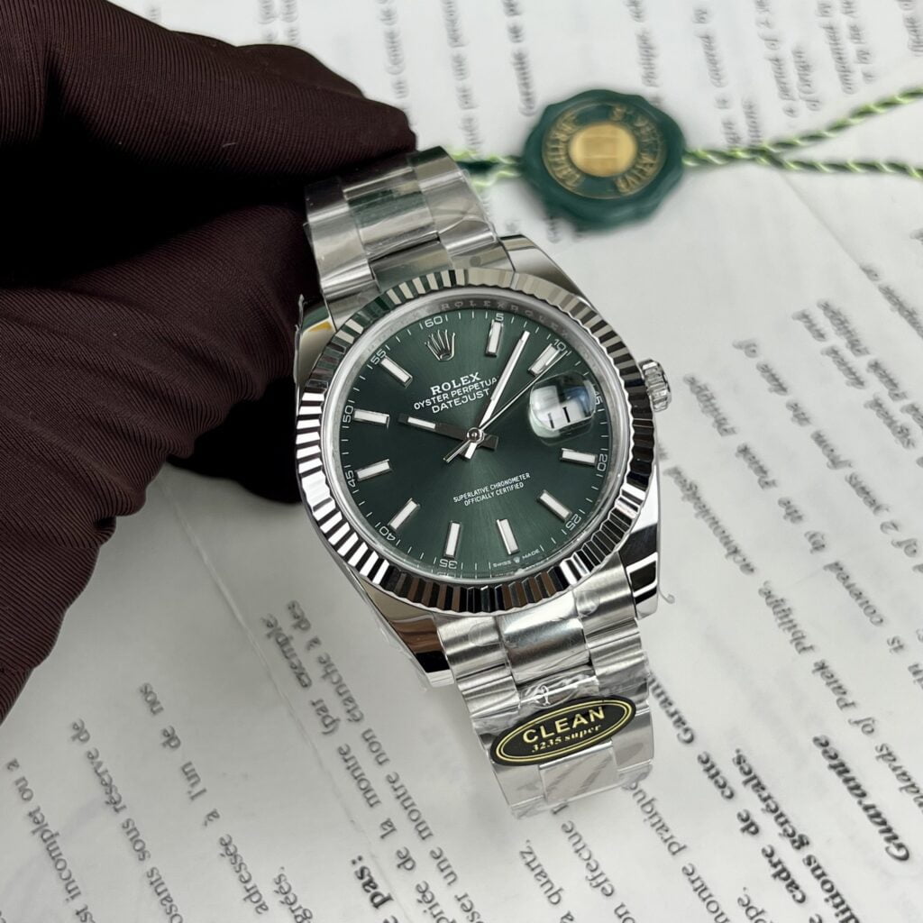 Rolex DateJust 126334 Cadran Vert Oyster Bracelet 41mm