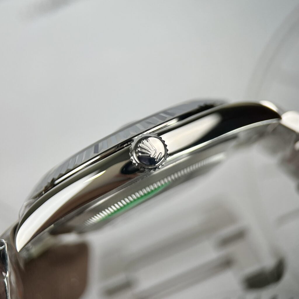 Rolex DateJust 126334 Cadran Vert Oyster Bracelet 41mm