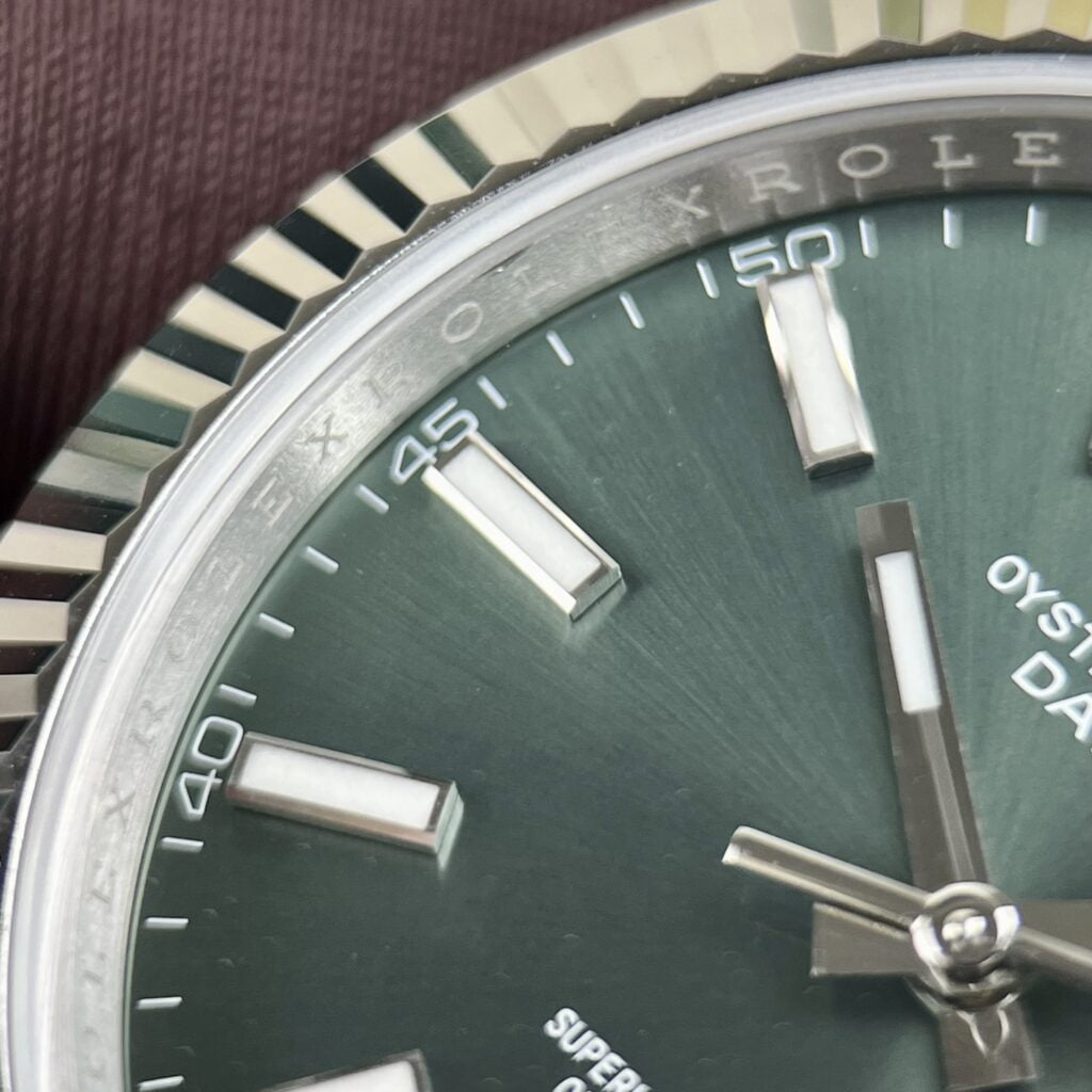 Rolex DateJust 126334 Cadran Vert Oyster Bracelet 41mm