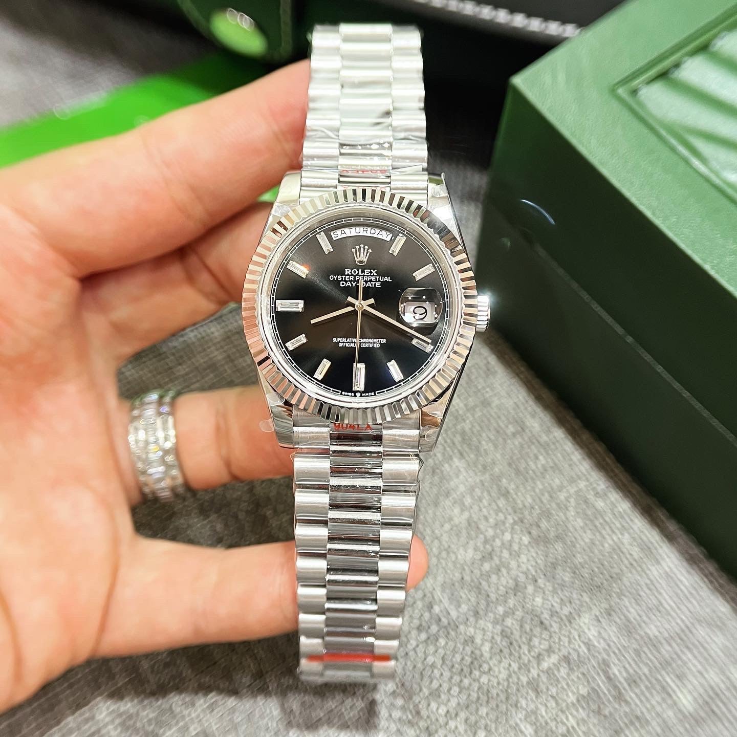 Rolex Day-Date 228236 Cadran noir 40 mm