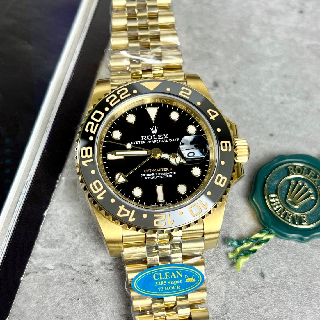Rolex GMT-Master II 126718GRNR 40 mm