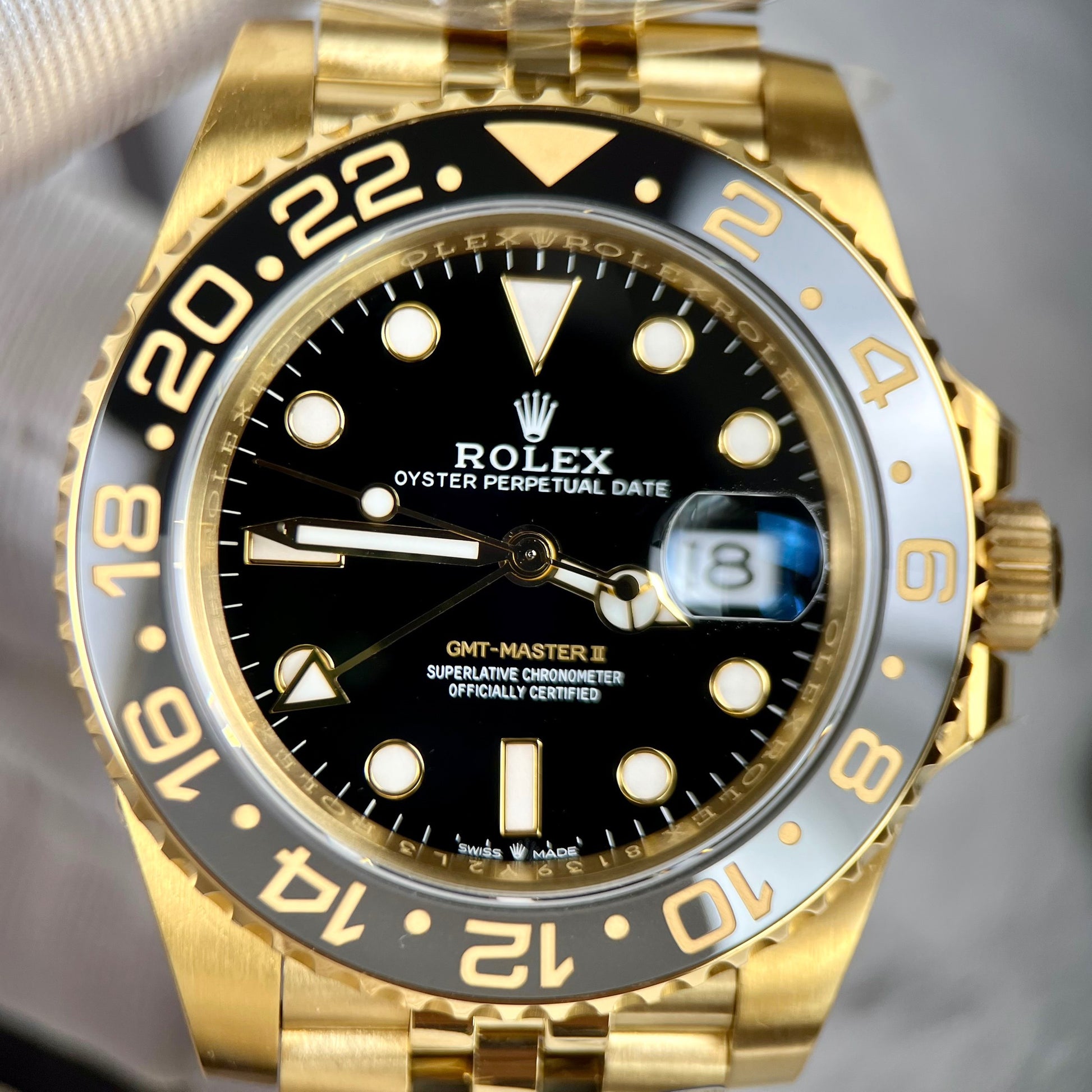 Rolex GMT-Master II 126718GRNR 40 mm