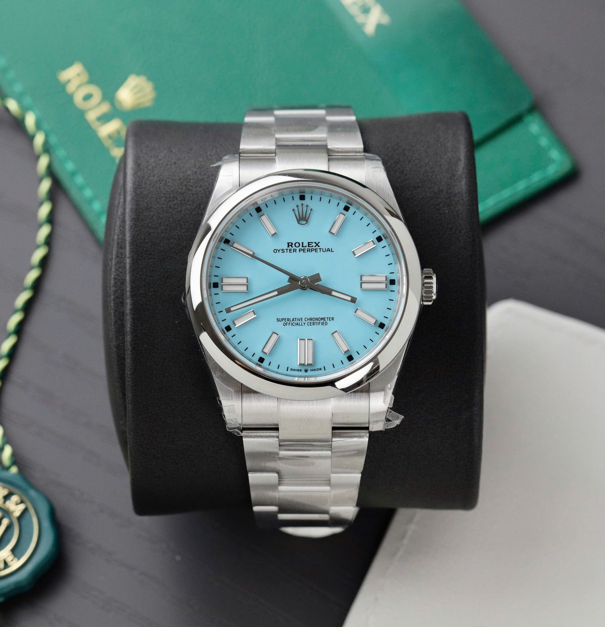 Rolex Oyster Perpetual 124300 Ice Dial 41 mm