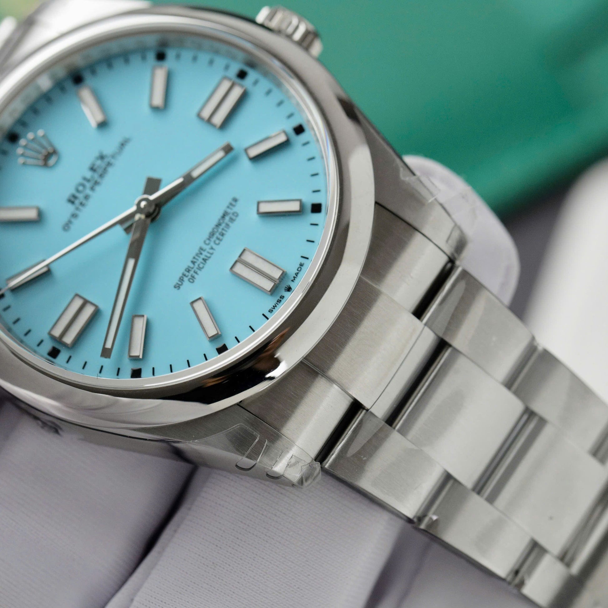 Rolex Oyster Perpetual 124300 Ice Dial 41 mm